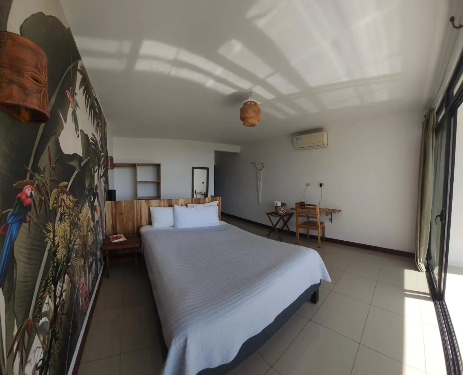 Sunshine Sanctuary Boutique Jungle Lodge