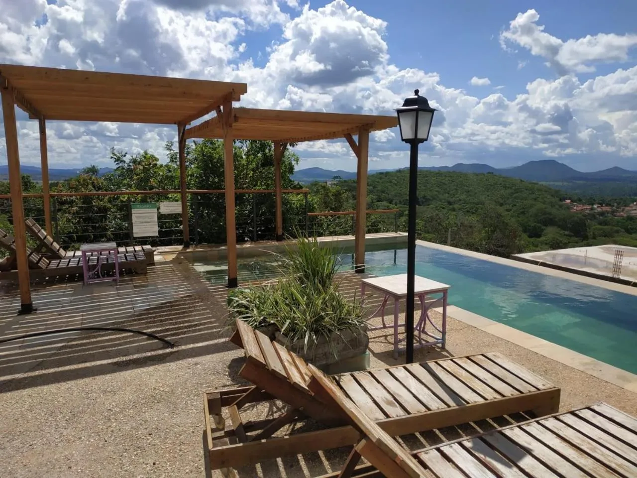 Pool view in Serra do Juá Pousada de Campo