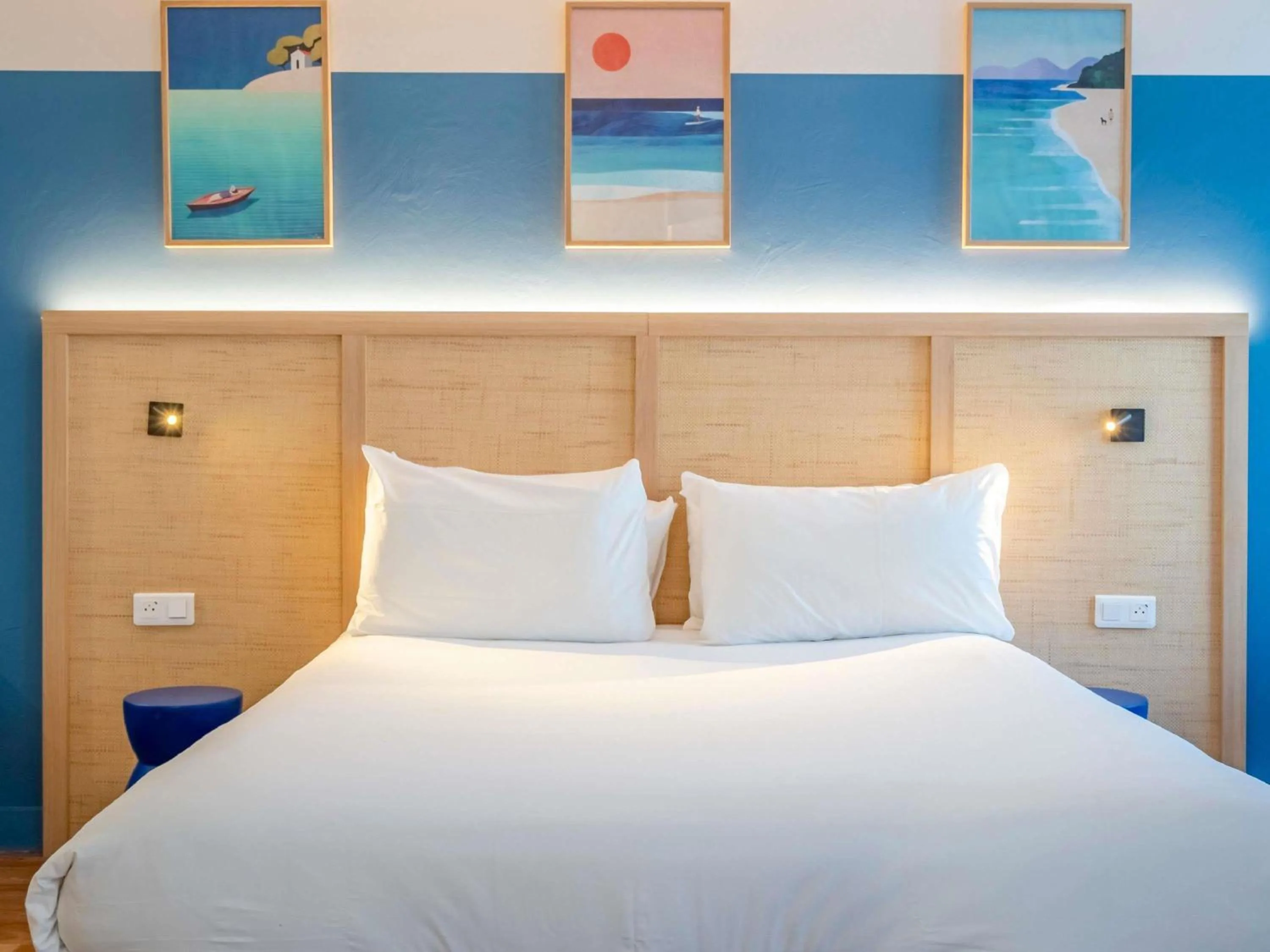 Bedroom, Bed in ibis Styles Biarritz Plage