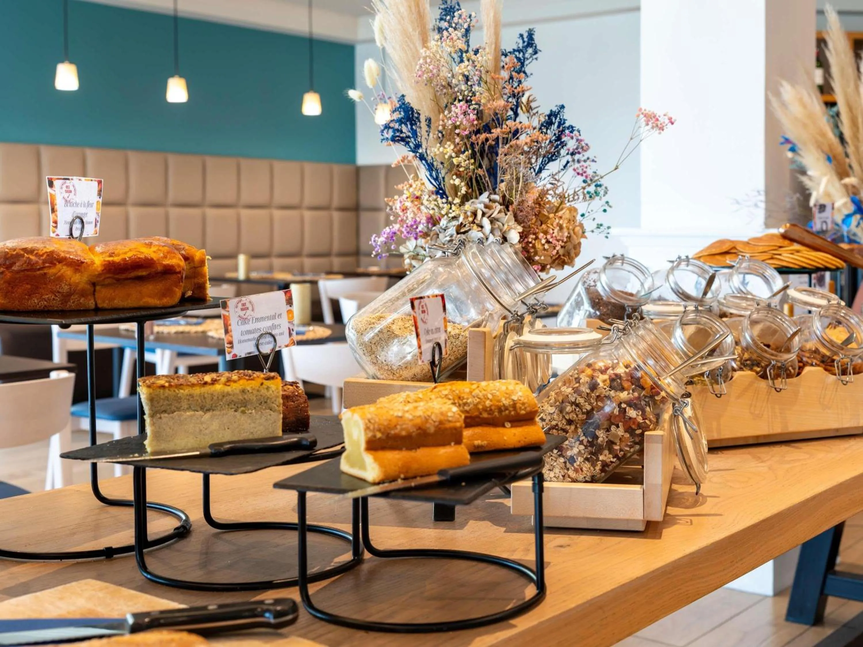 Breakfast in ibis Styles Biarritz Plage