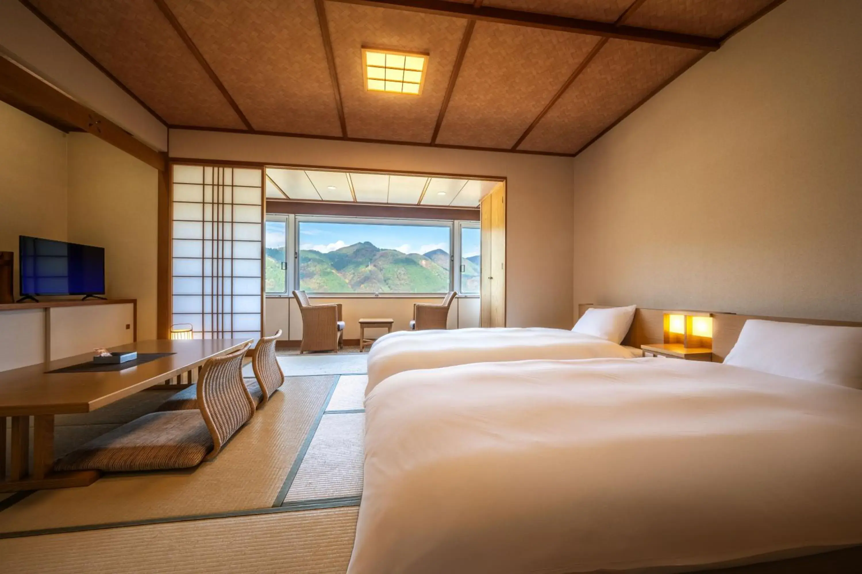Twin Room with Tatami Area - single occupancy - Non-Smoking in Yumoto Kissho Twin Room with Tatami Area - single occupancy - Non-Smoking in Yumoto Kissho