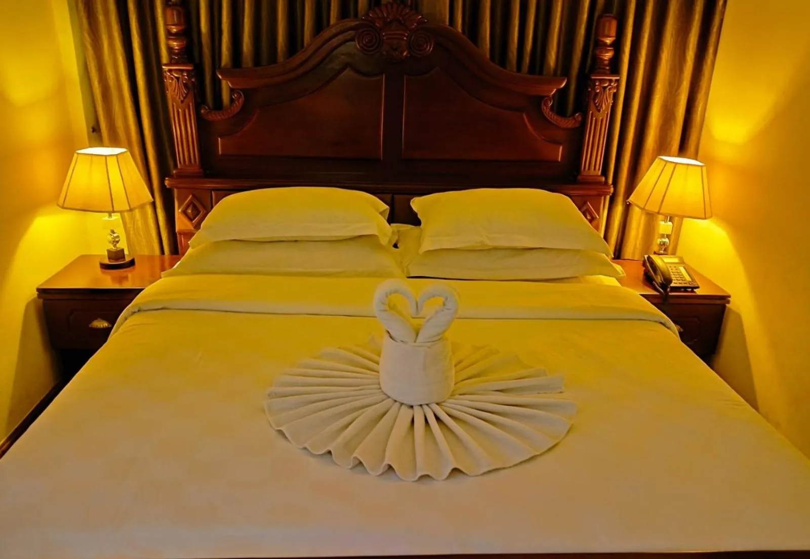 Bed in Union Square Hotel