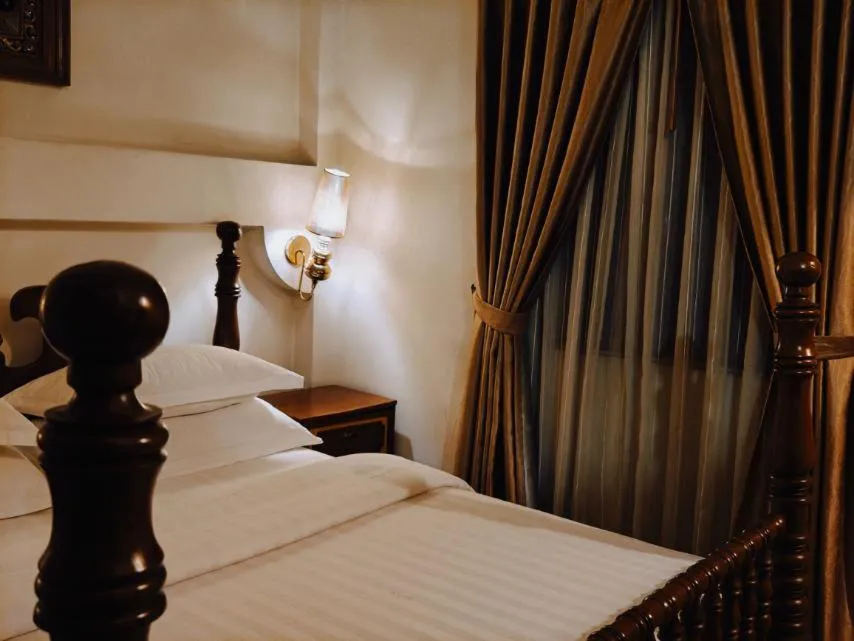 Bedroom, Bed in Union Square Hotel