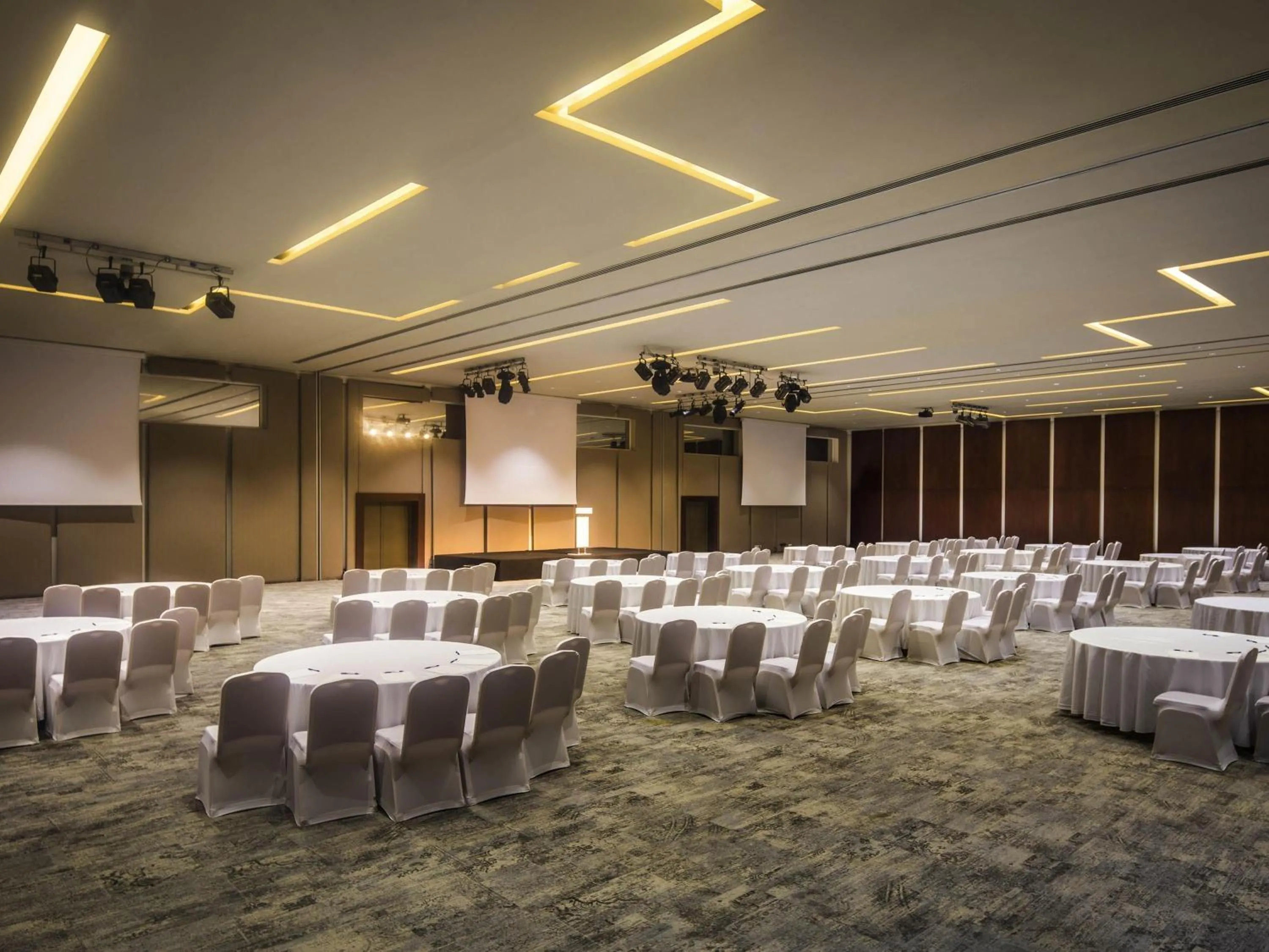 Meeting/conference room in Rixos Premium Dubrovnik