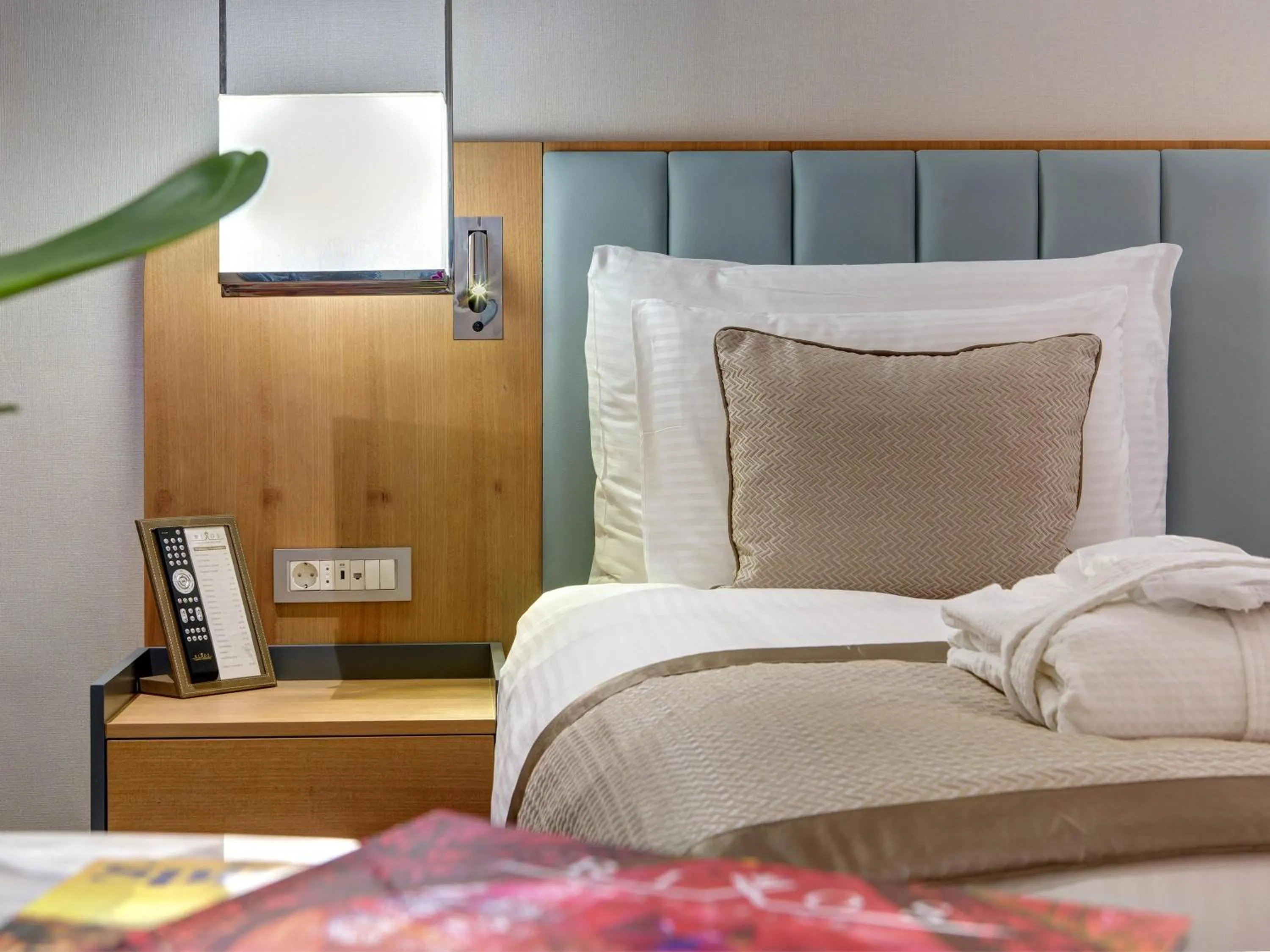 Bedroom, Bed in Rixos Premium Dubrovnik