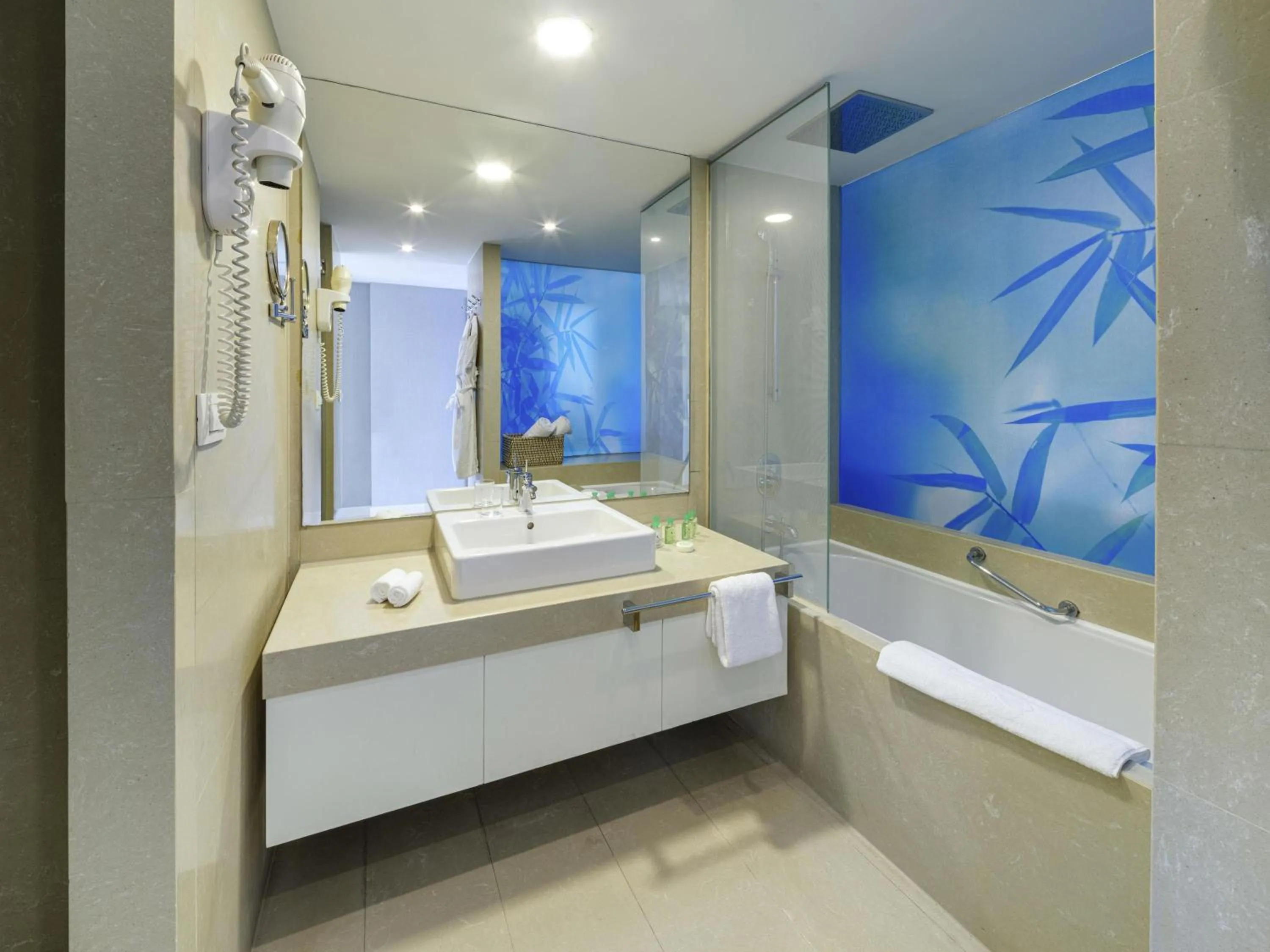 Bedroom in Rixos Premium Dubrovnik