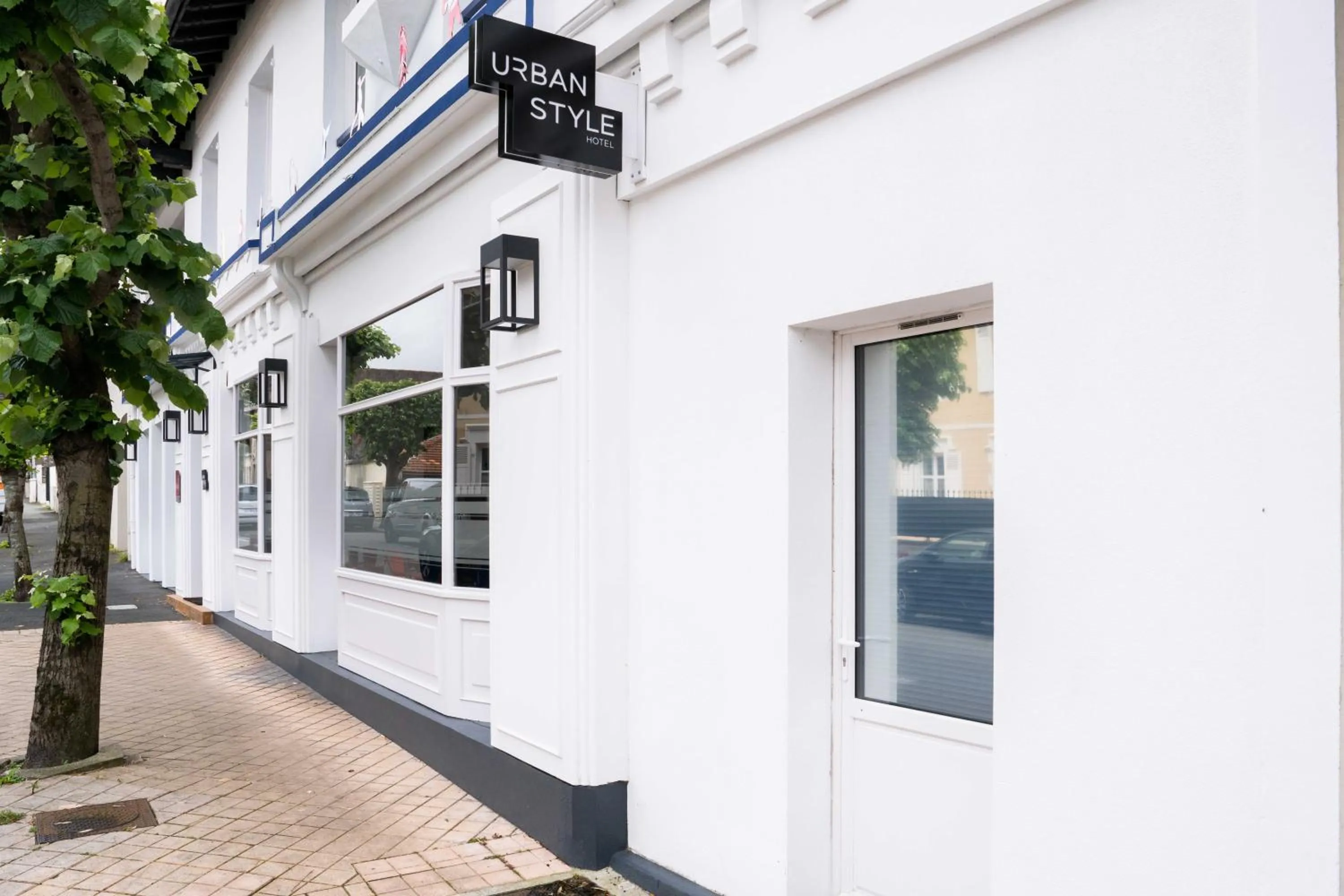 Property building in Hotel Txutxu-Mutxu