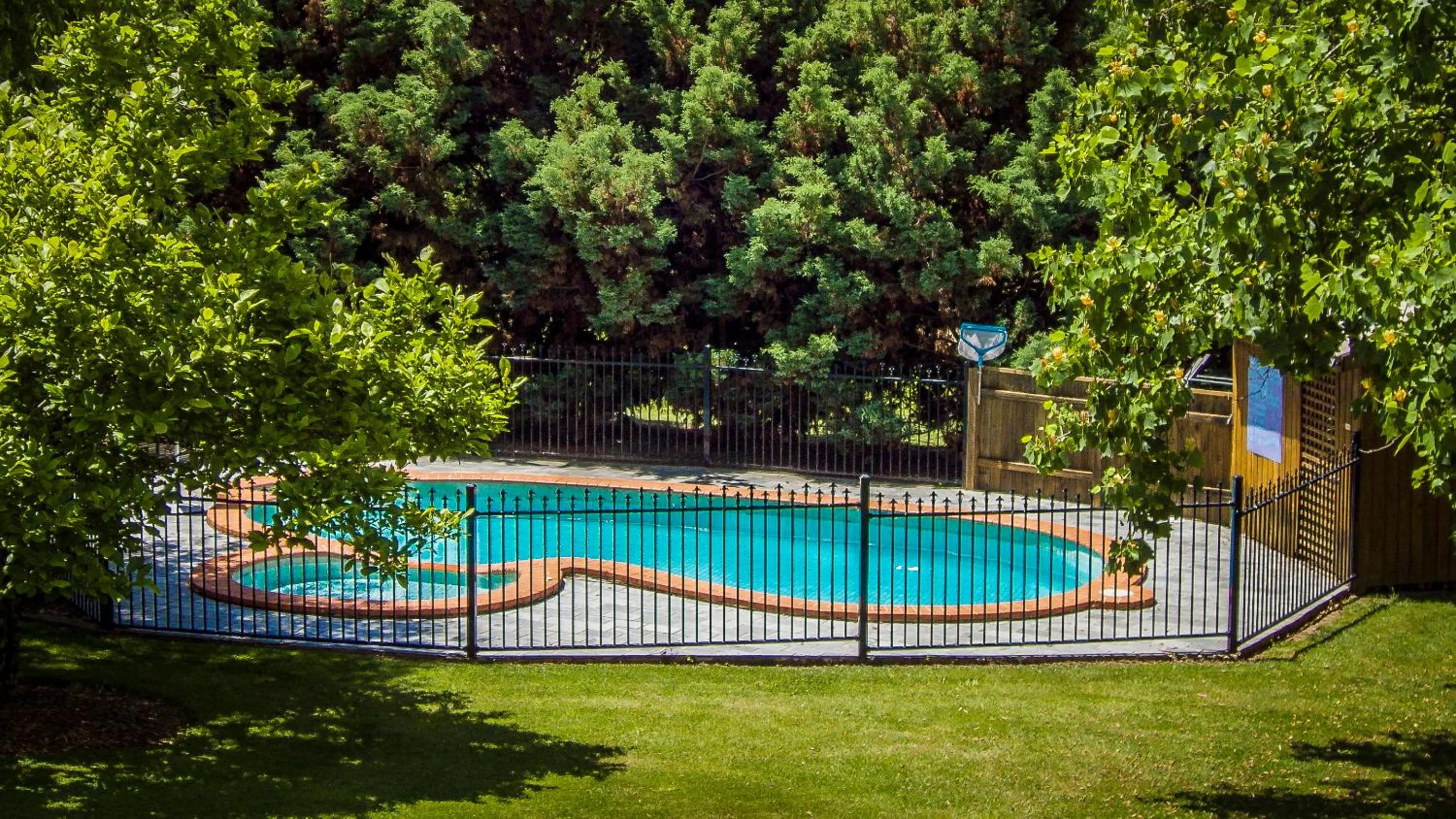 Garden in Bright Mystic Valley