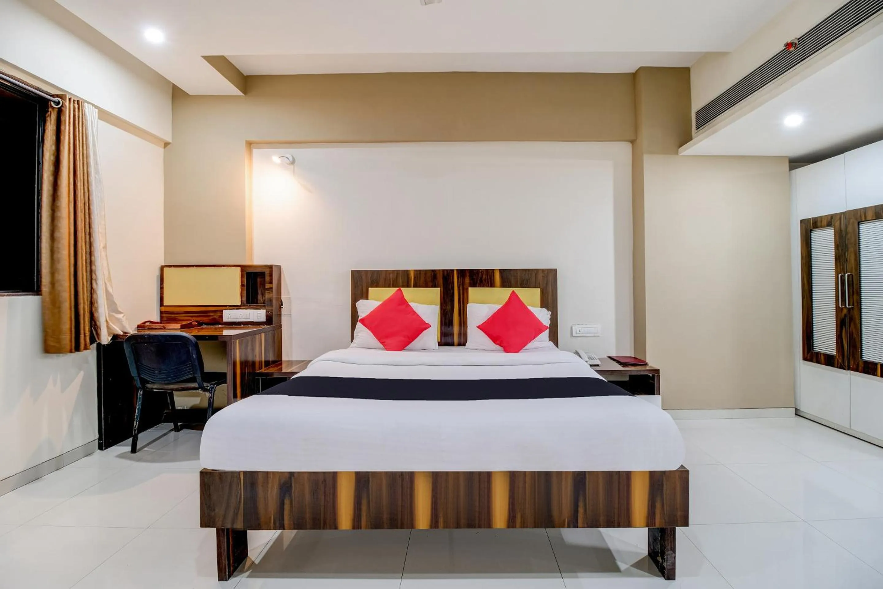 Bed in Dhuri Resort