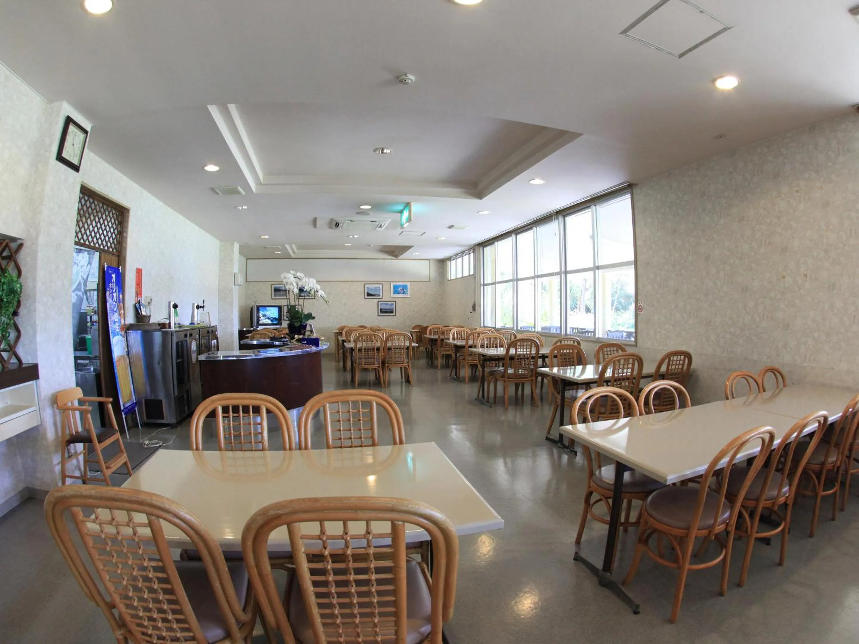 Restaurant/places to eat in Tokashiku Marine Villege
