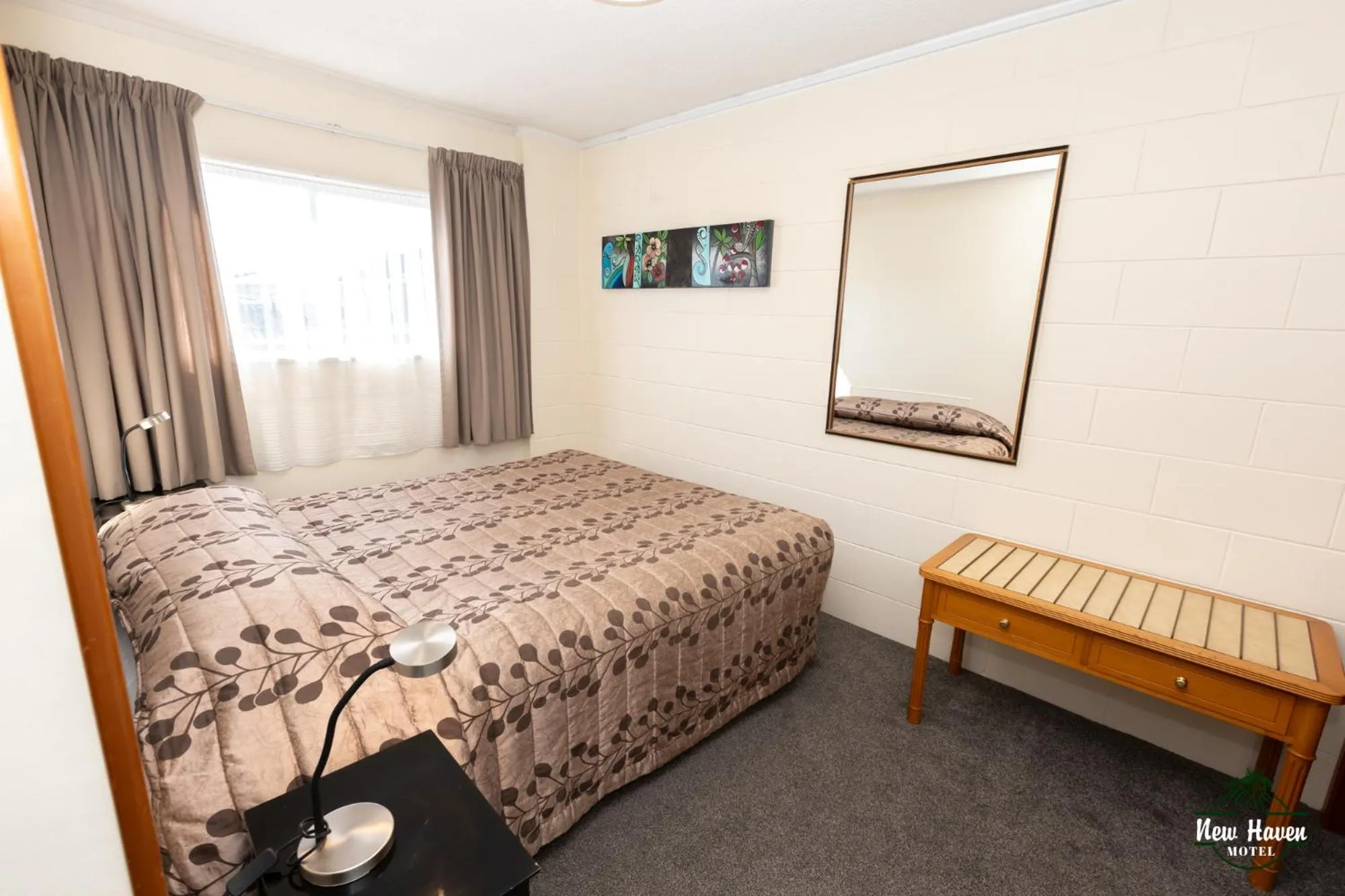 Bed in New Haven Motel