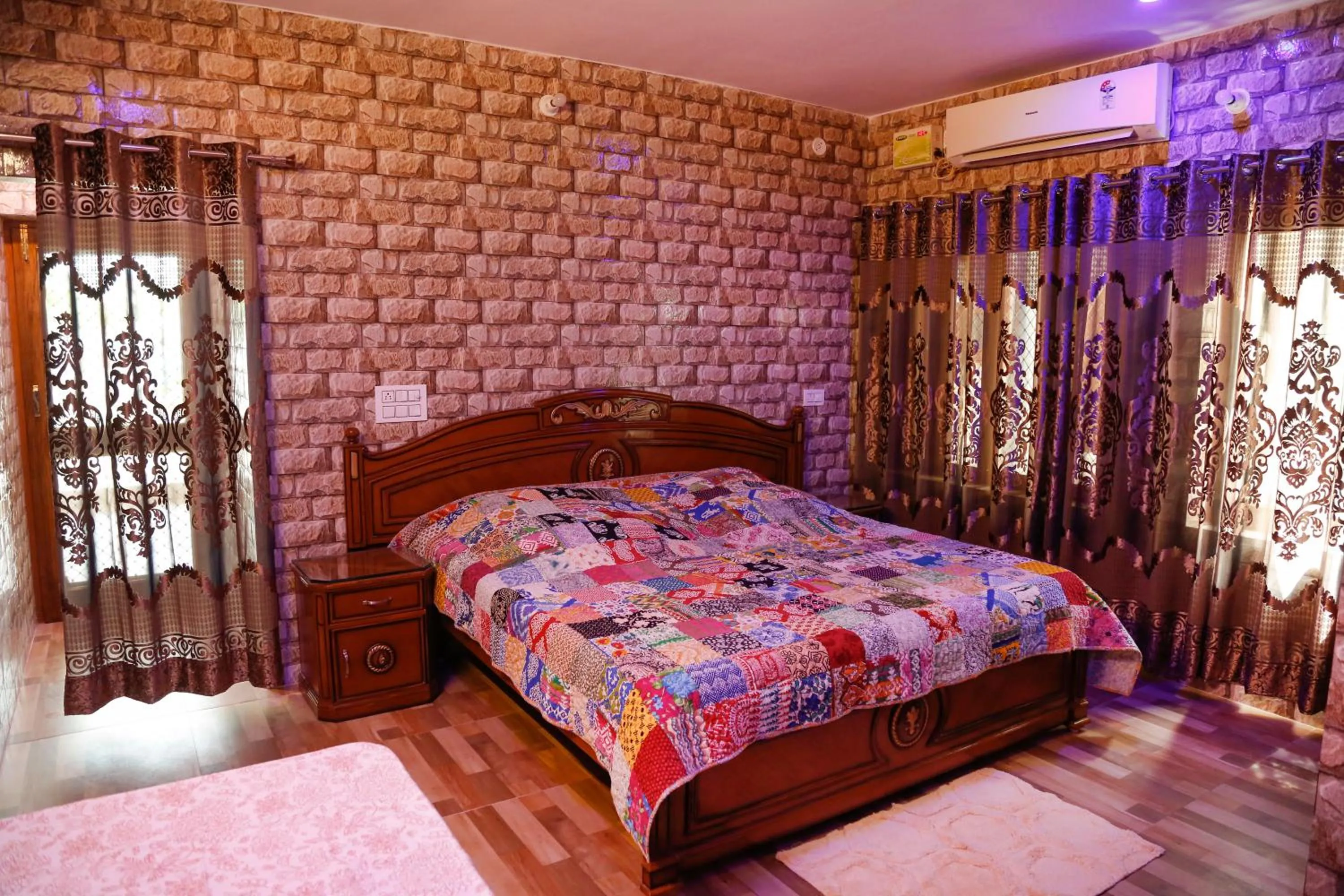 Royal Double Room in Pushkar Cooking Art and Home Stay