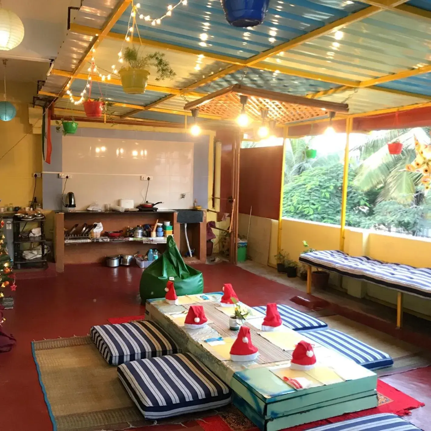 The Little Blue Window Hostel The Little Blue Window Hostel