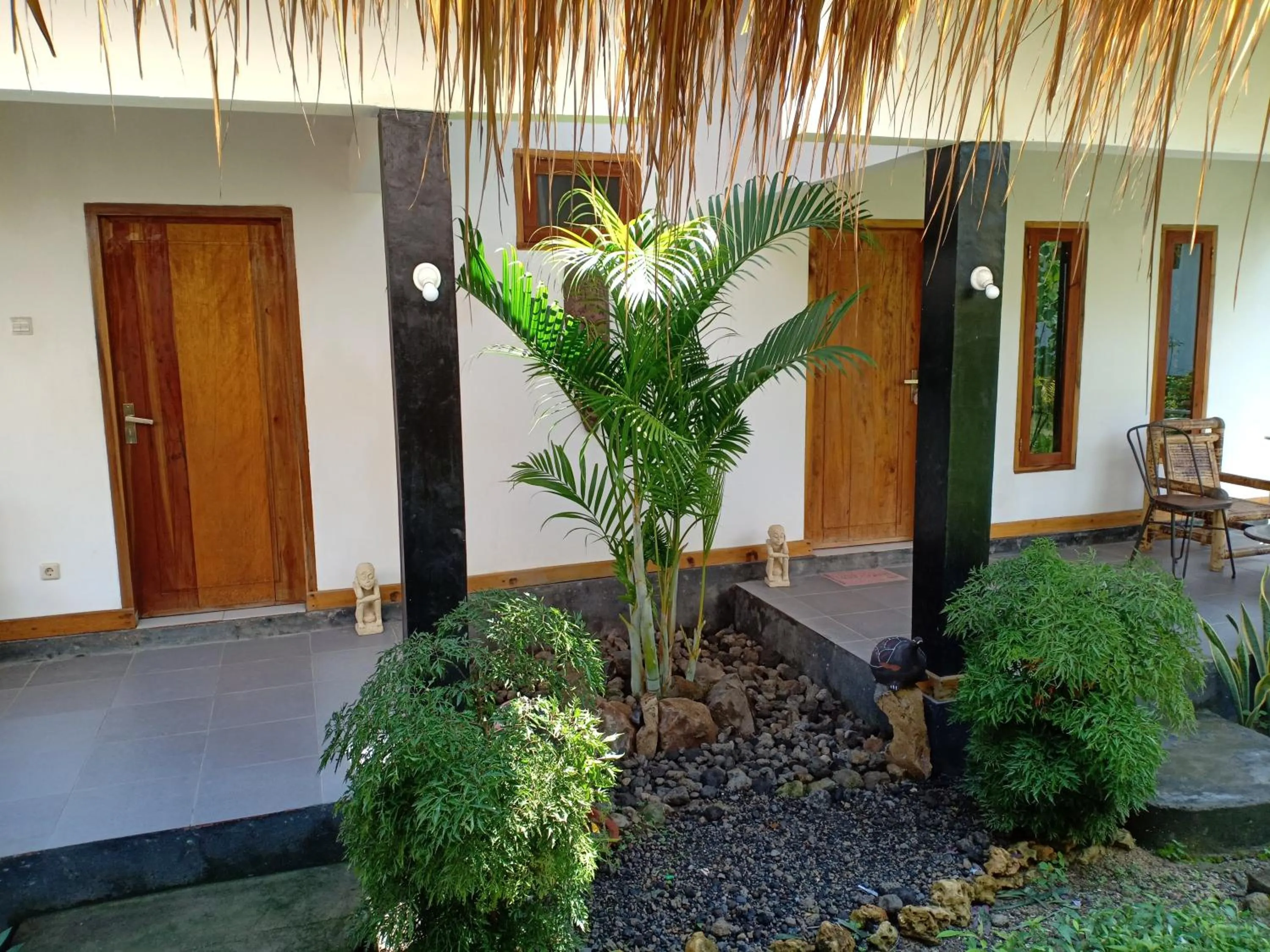Balcony/Terrace in Dewi Garden Guesthouse