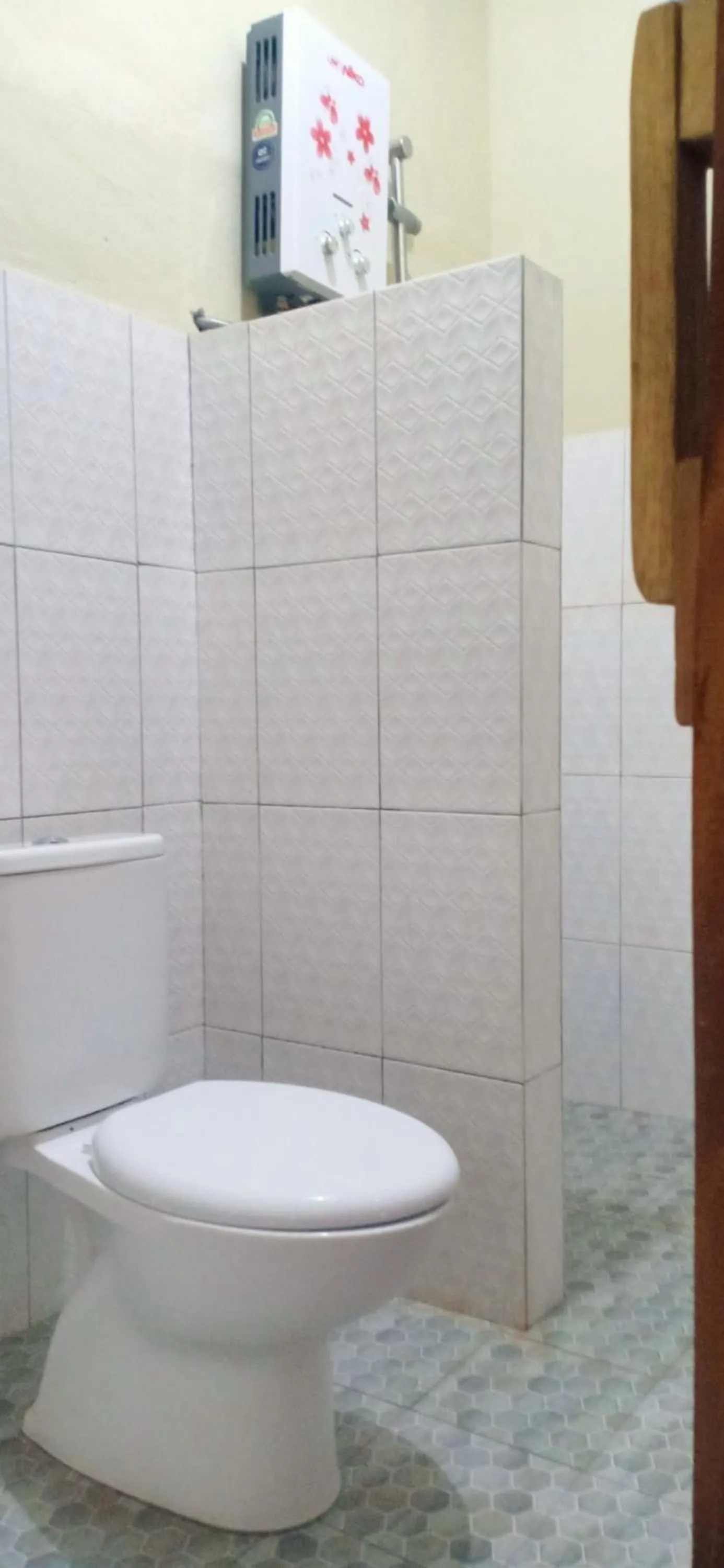 Toilet in Dewi Garden Guesthouse