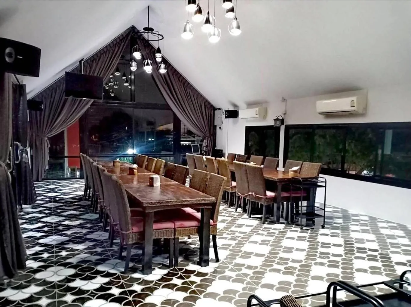 Grand Pruksa Siri Apartment