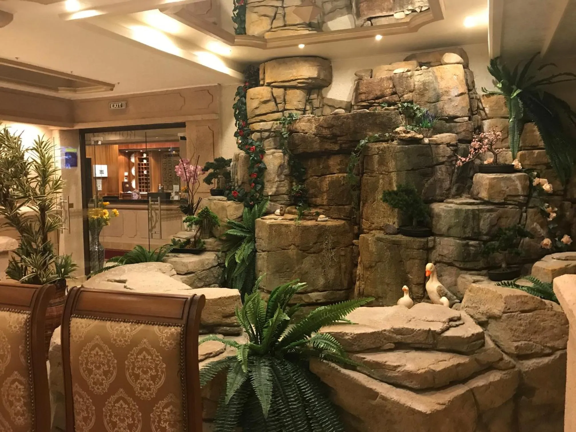 Restaurant/places to eat in Boutique Hotel VSK Kentavar