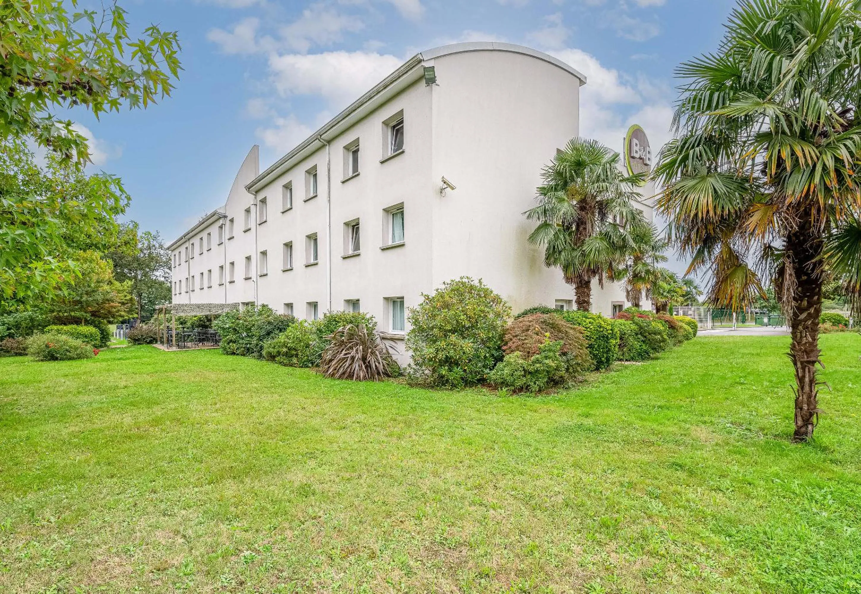 Property building in B&B HOTEL Nantes Atlantis Le Zenith