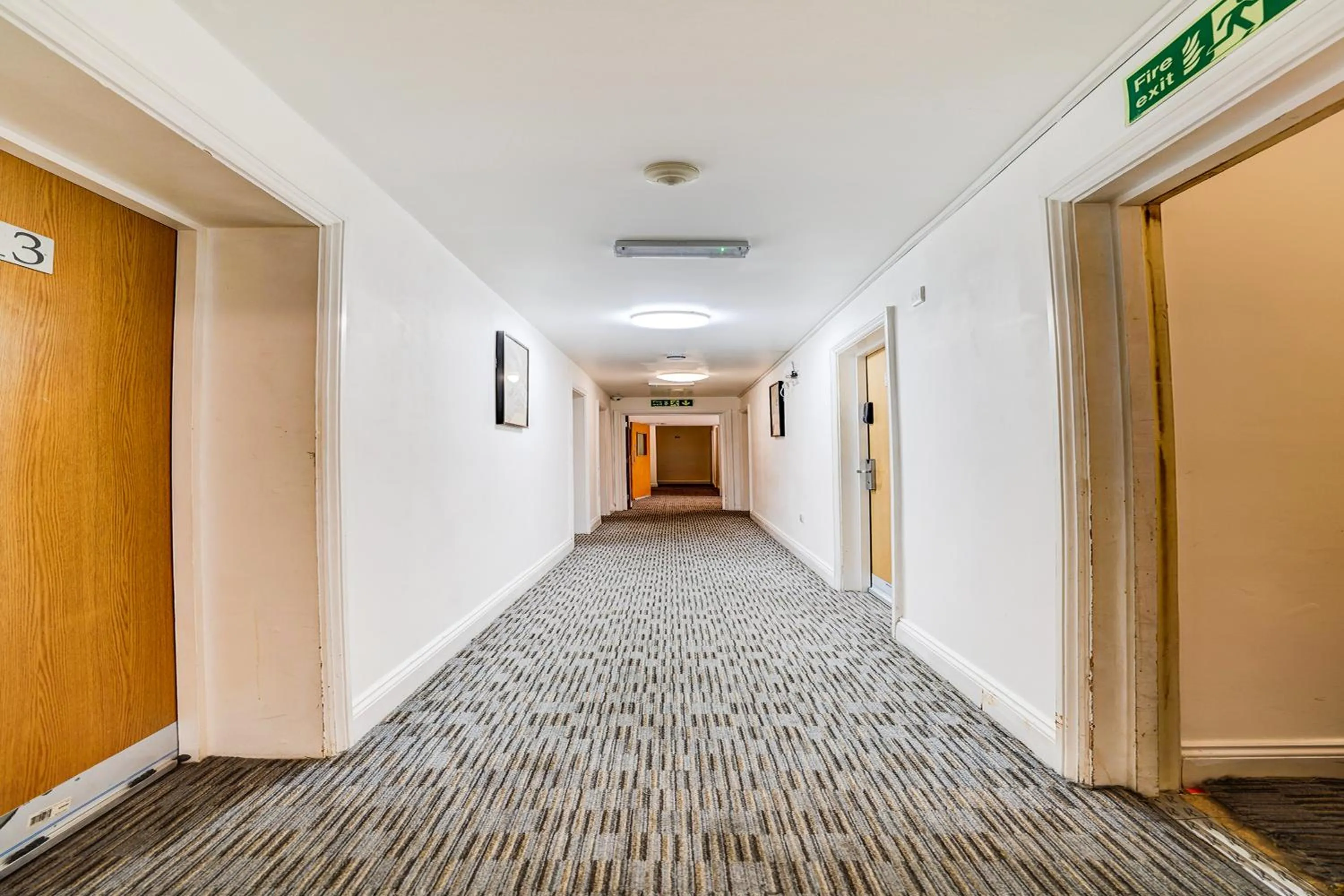 Lobby or reception in Belvilla Ilford Hill Hotel London