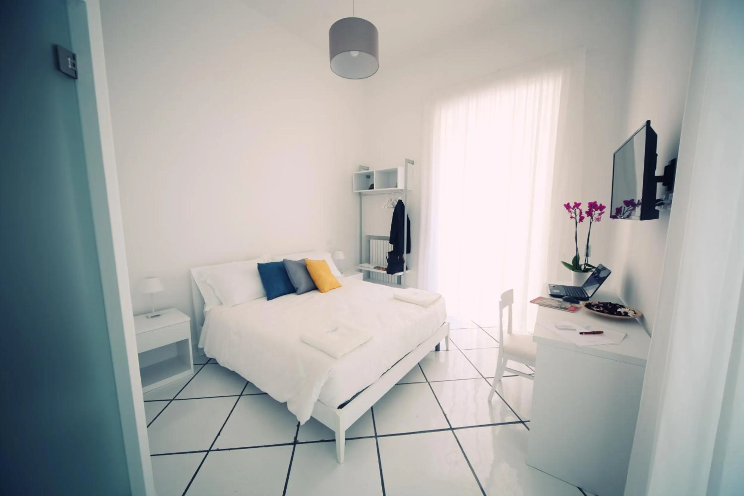 Photo of the whole room in Le Mulieres