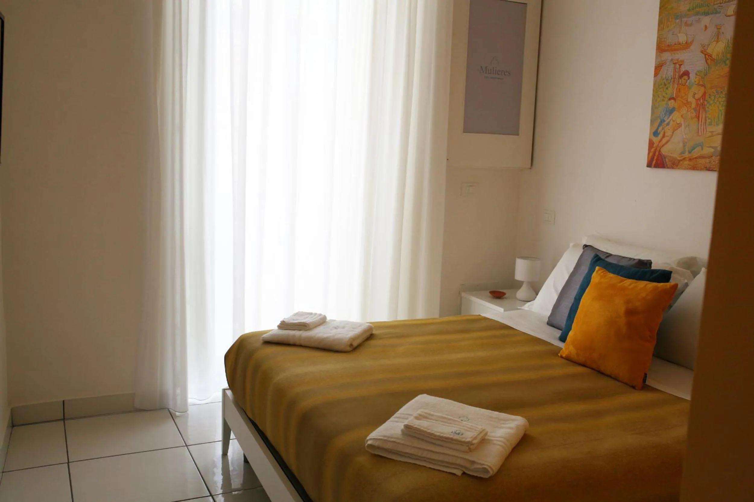 Decorative detail in Le Mulieres