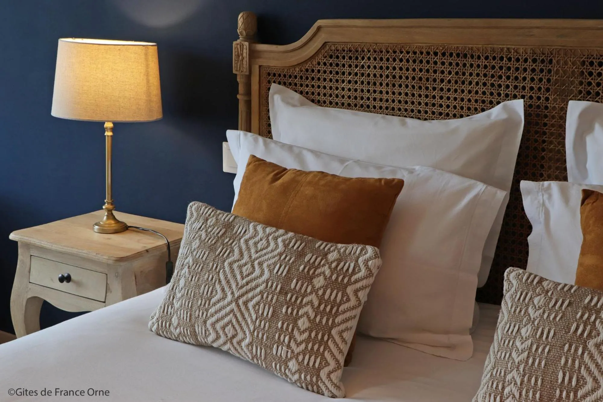 Bed in La Grange Bagnolaise