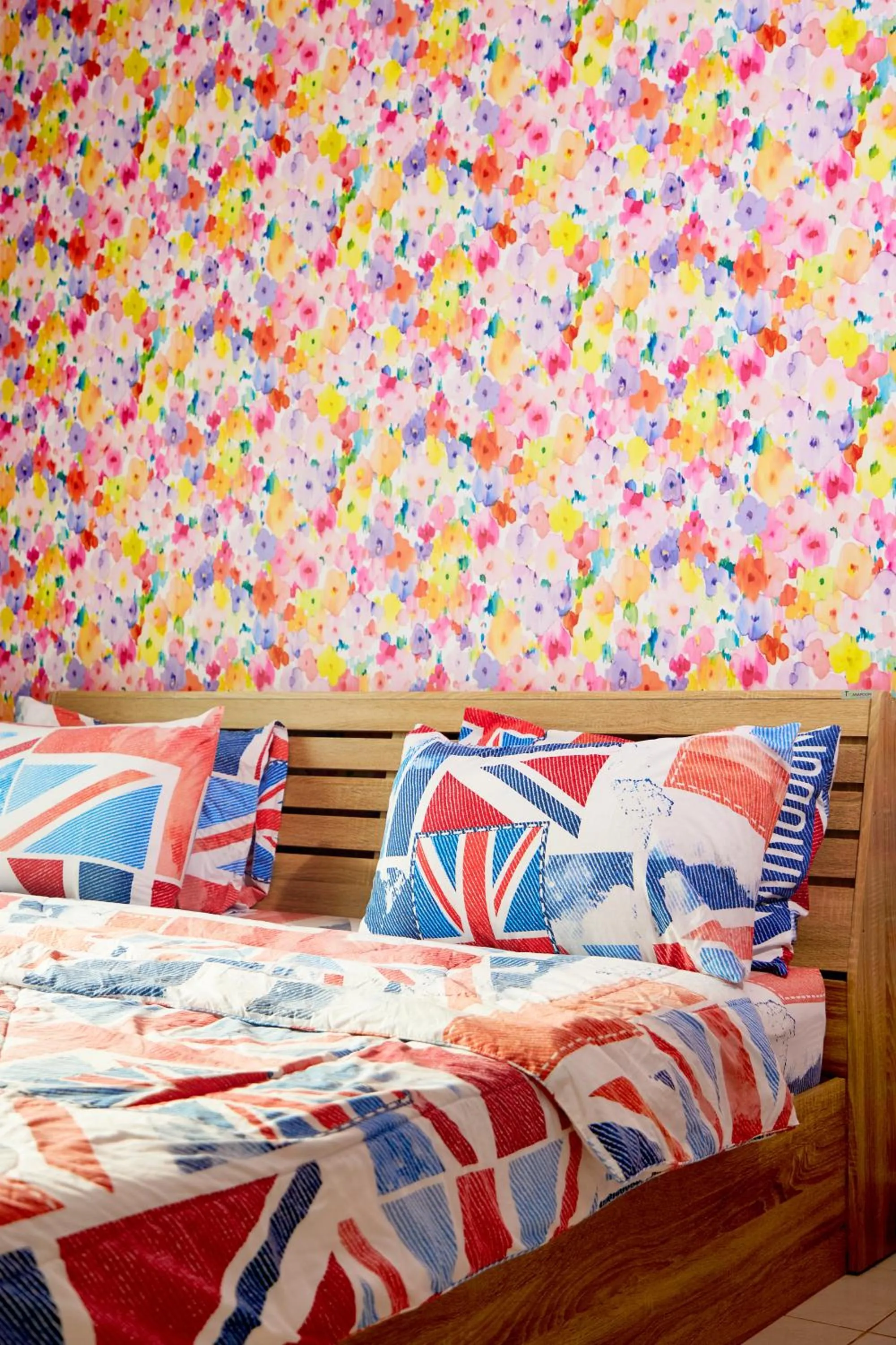 Bed in Baan Dara Resort