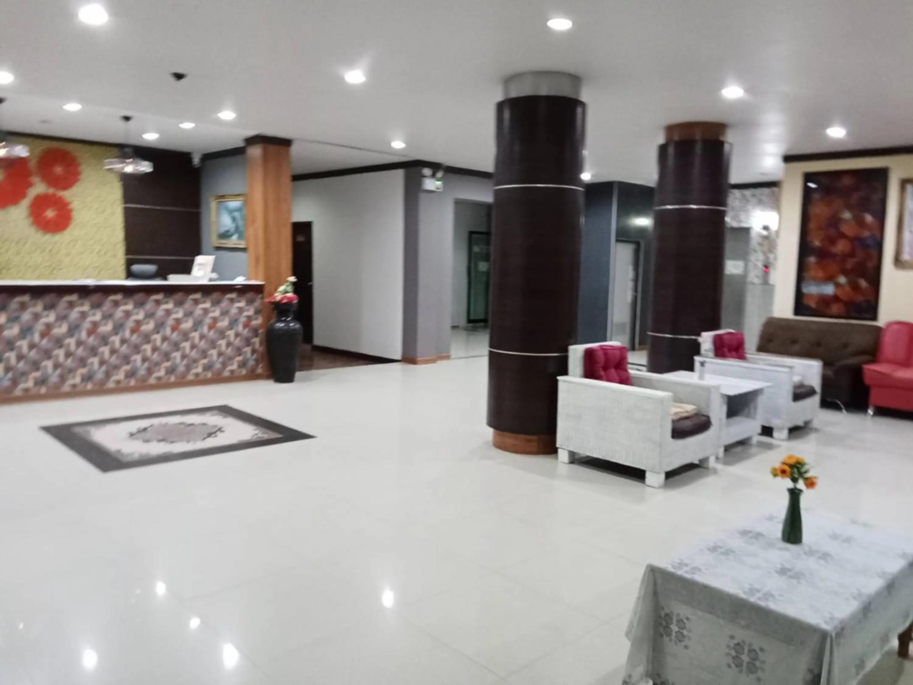 Lobby or reception in PS Hotel Saraburi