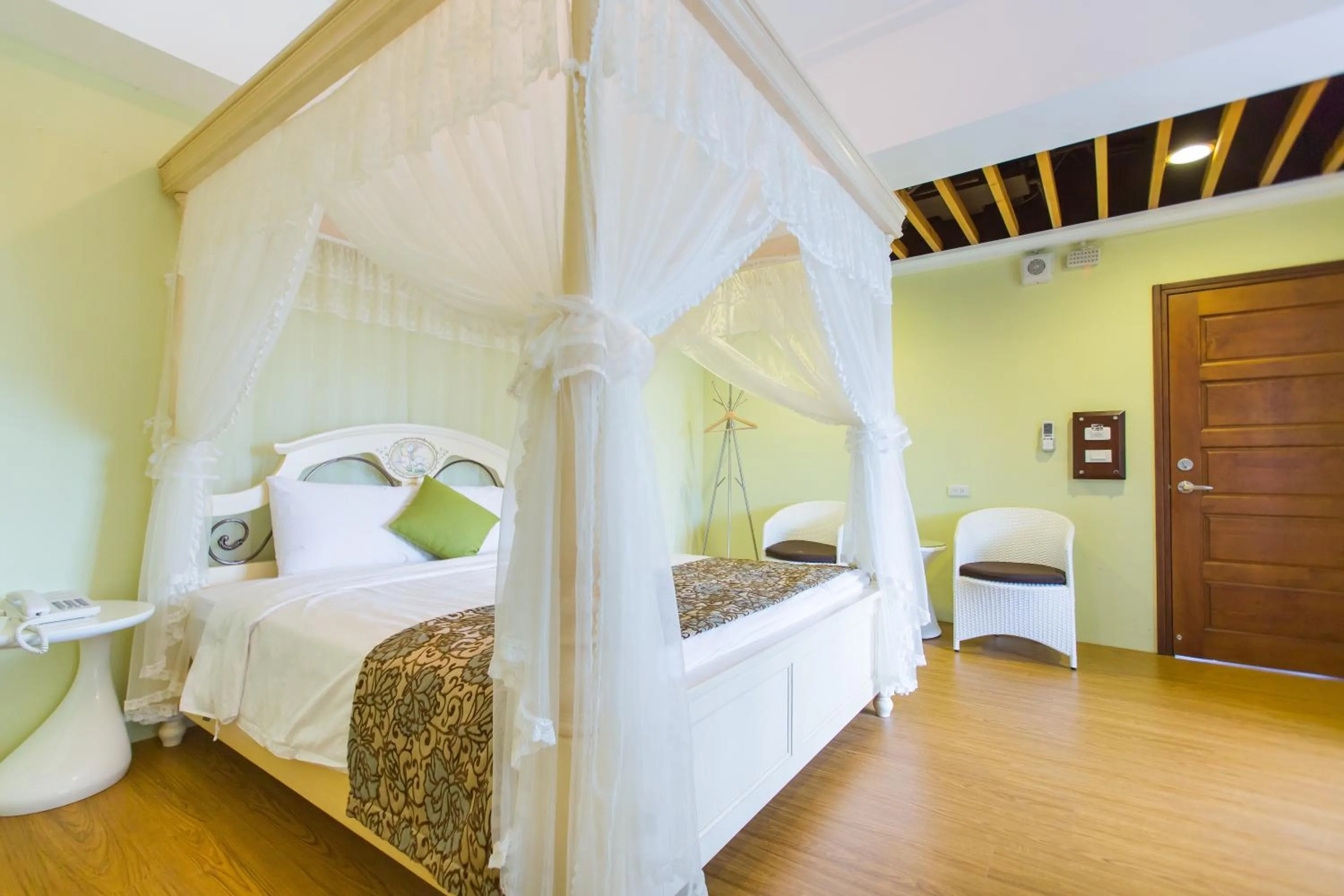 Photo of the whole room, Bed in 山禾居 道 Villa