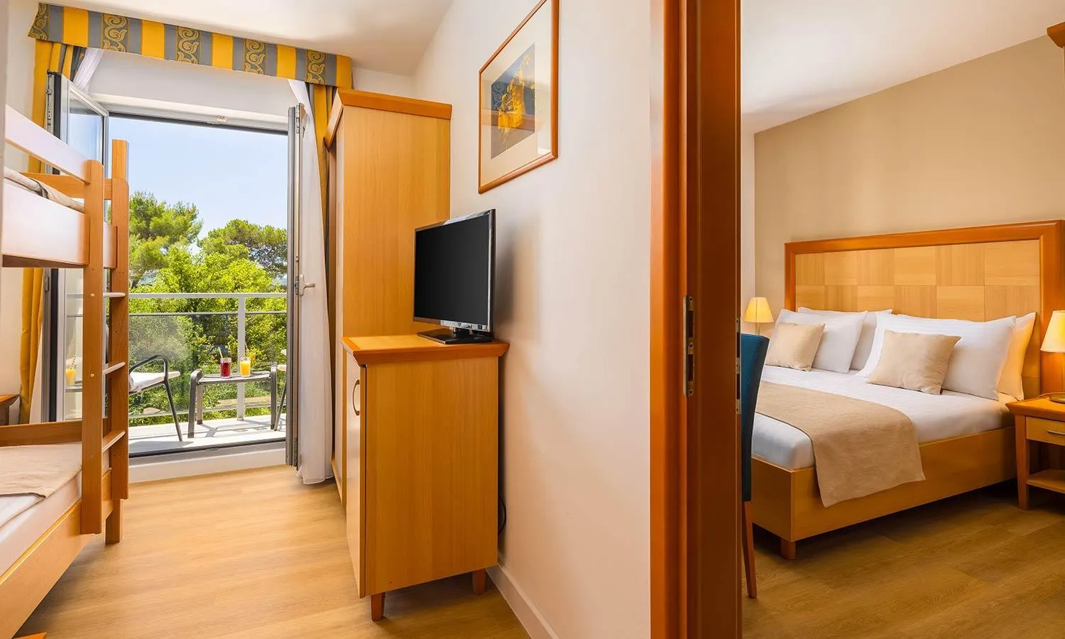 Bed in Aminess Vival Grand Azur Hotel