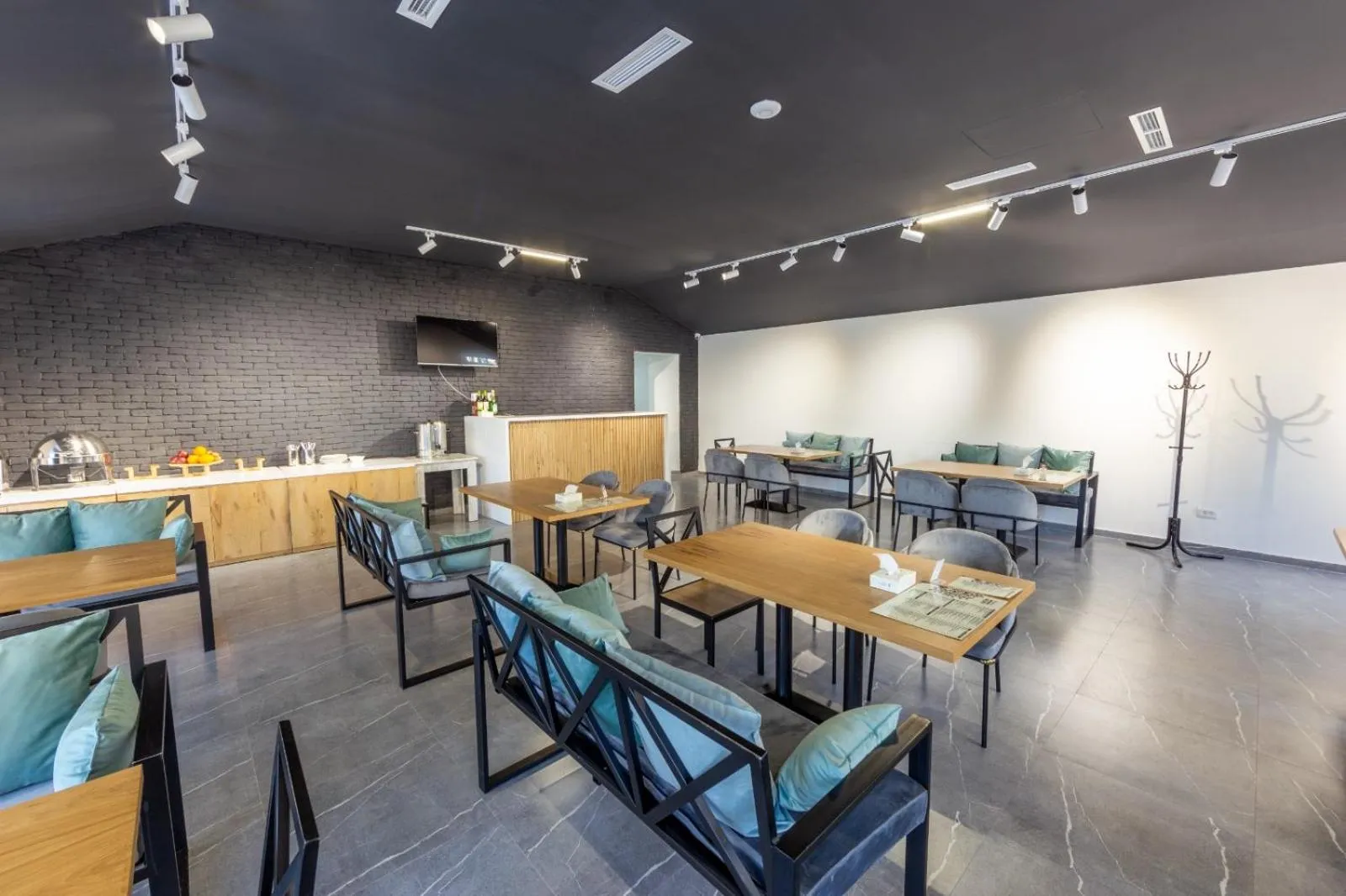 Restaurant/places to eat in Popock Tsaghkadzor