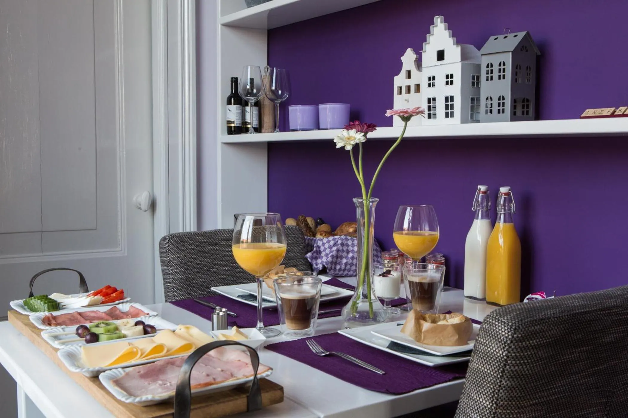 Continental breakfast in B&B Slapen bij de burgemeester