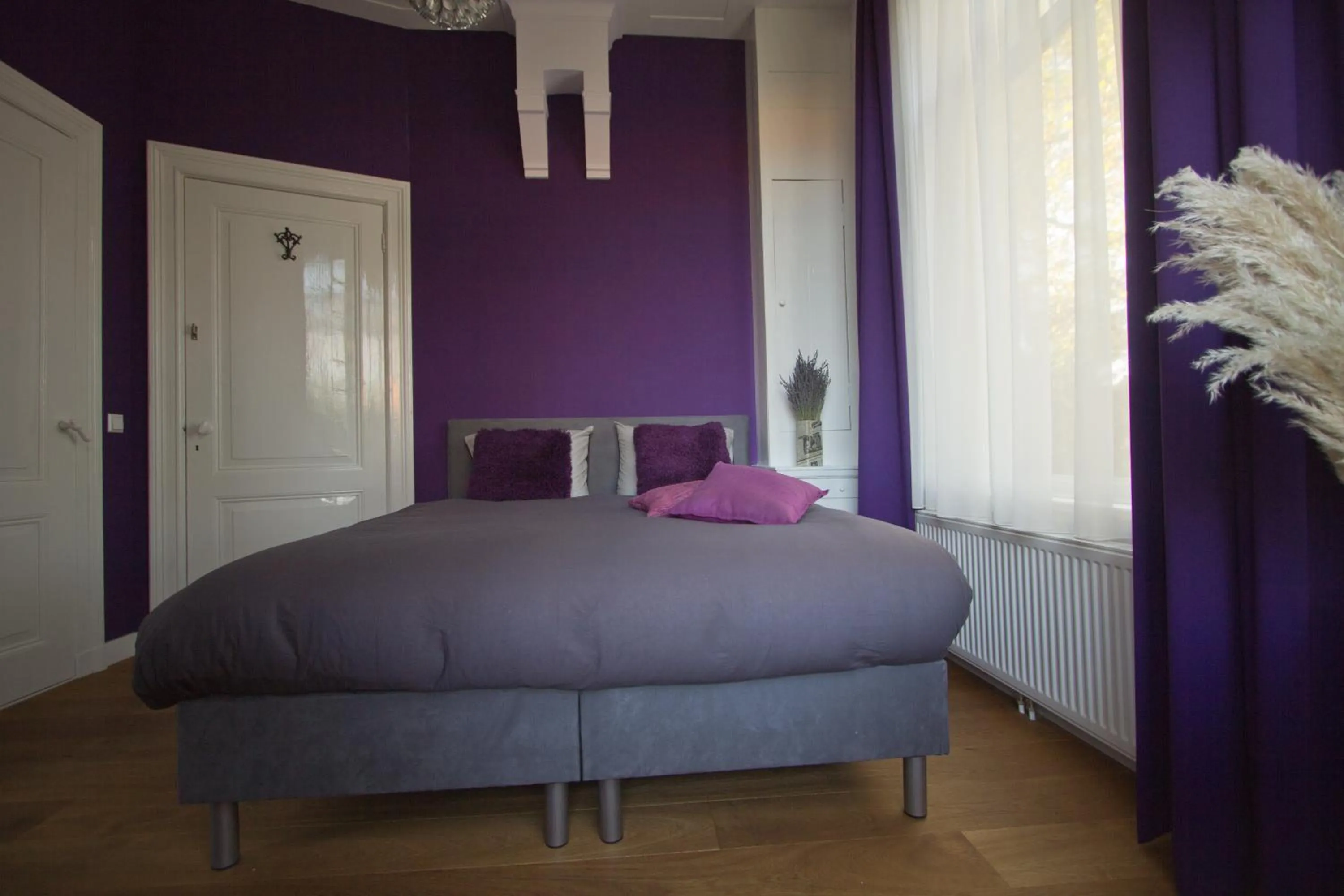 Photo of the whole room, Bed in B&B Slapen bij de burgemeester