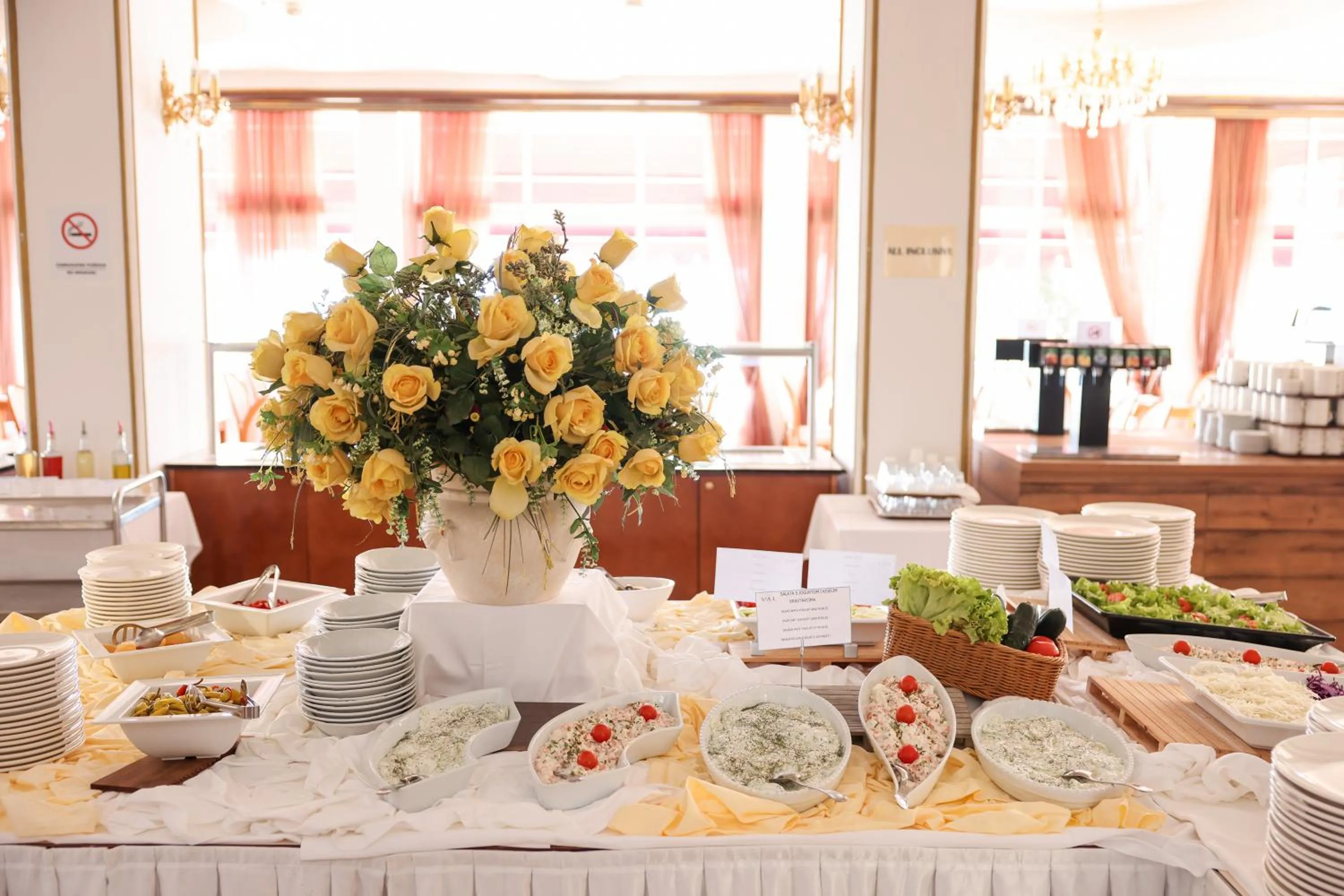 Breakfast in Hotel Val All Inclusive