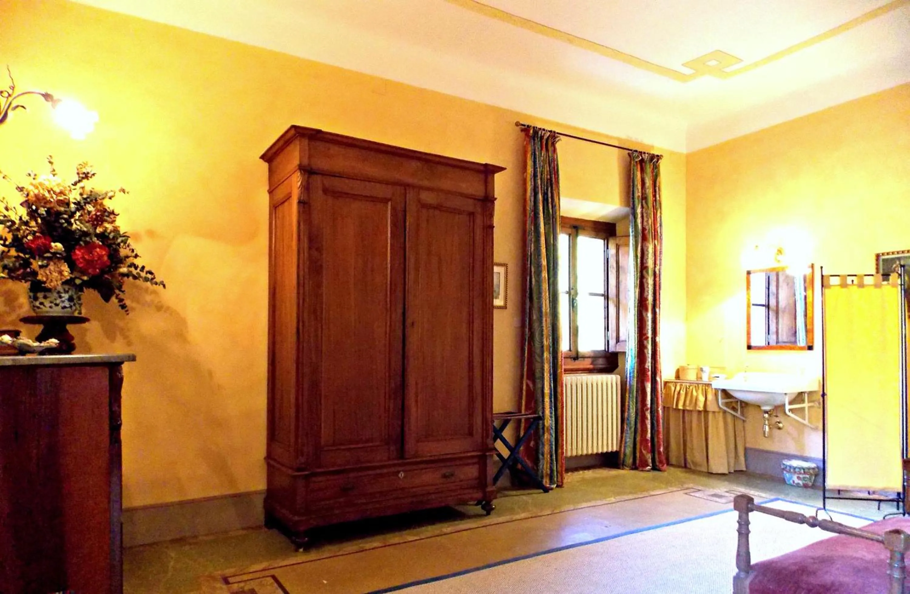 Bedroom in Villa Salaiole