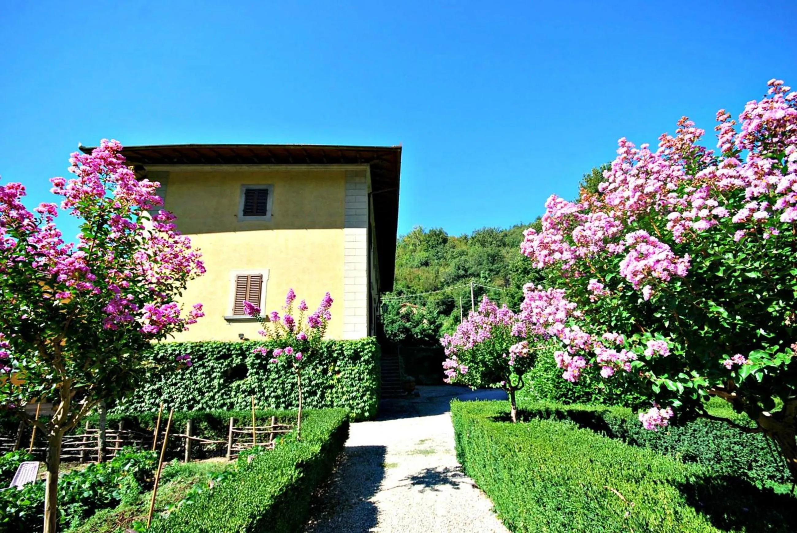 Facade/entrance in Villa Salaiole