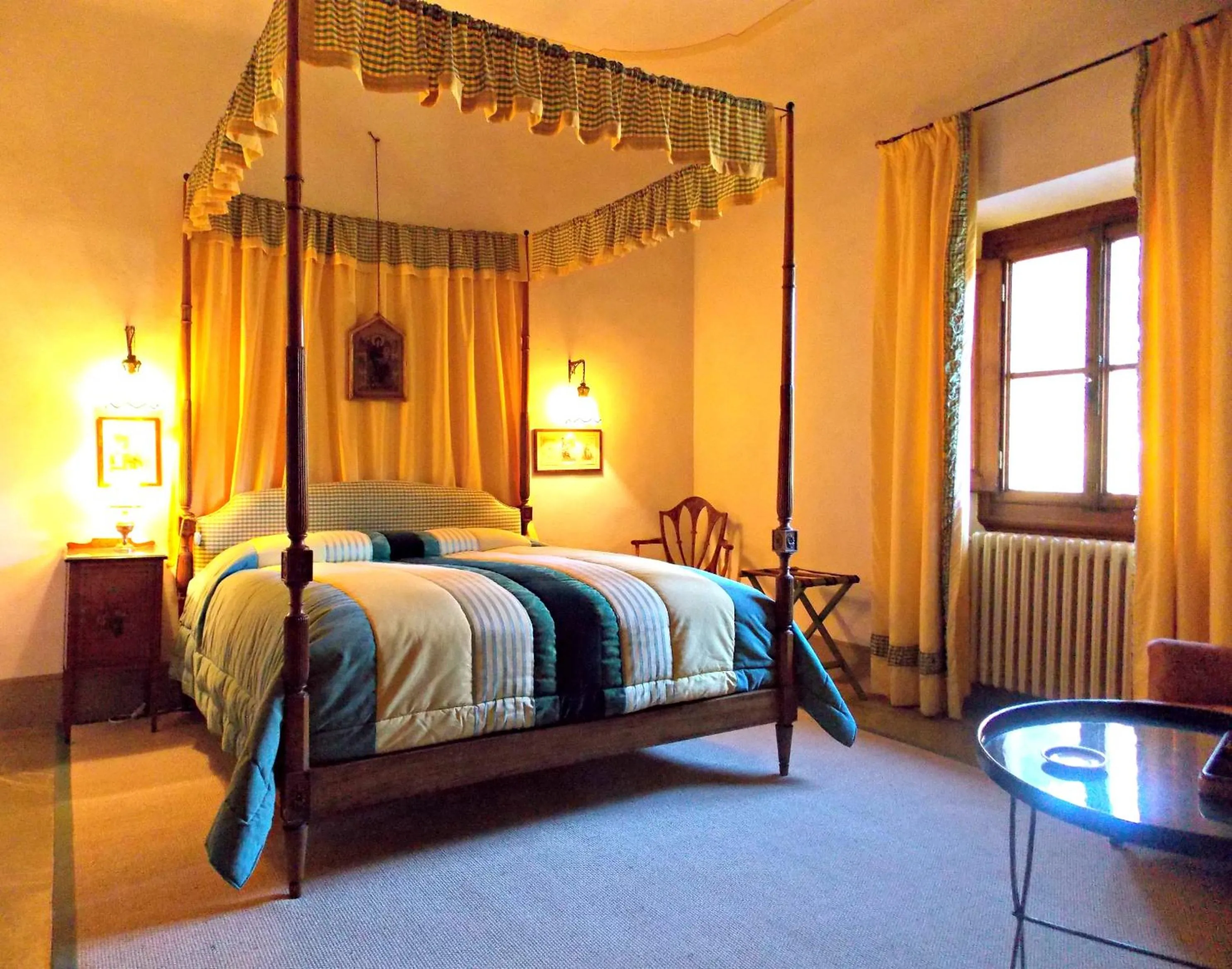 Bedroom, Bed in Villa Salaiole