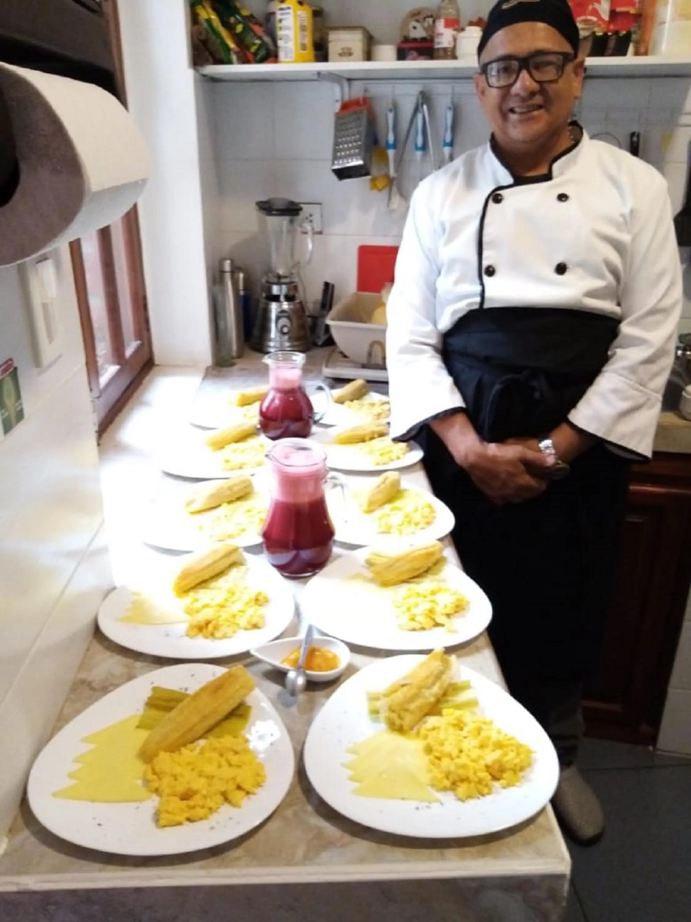 People in Hotel Casa Ecuatreasures Centro Historico