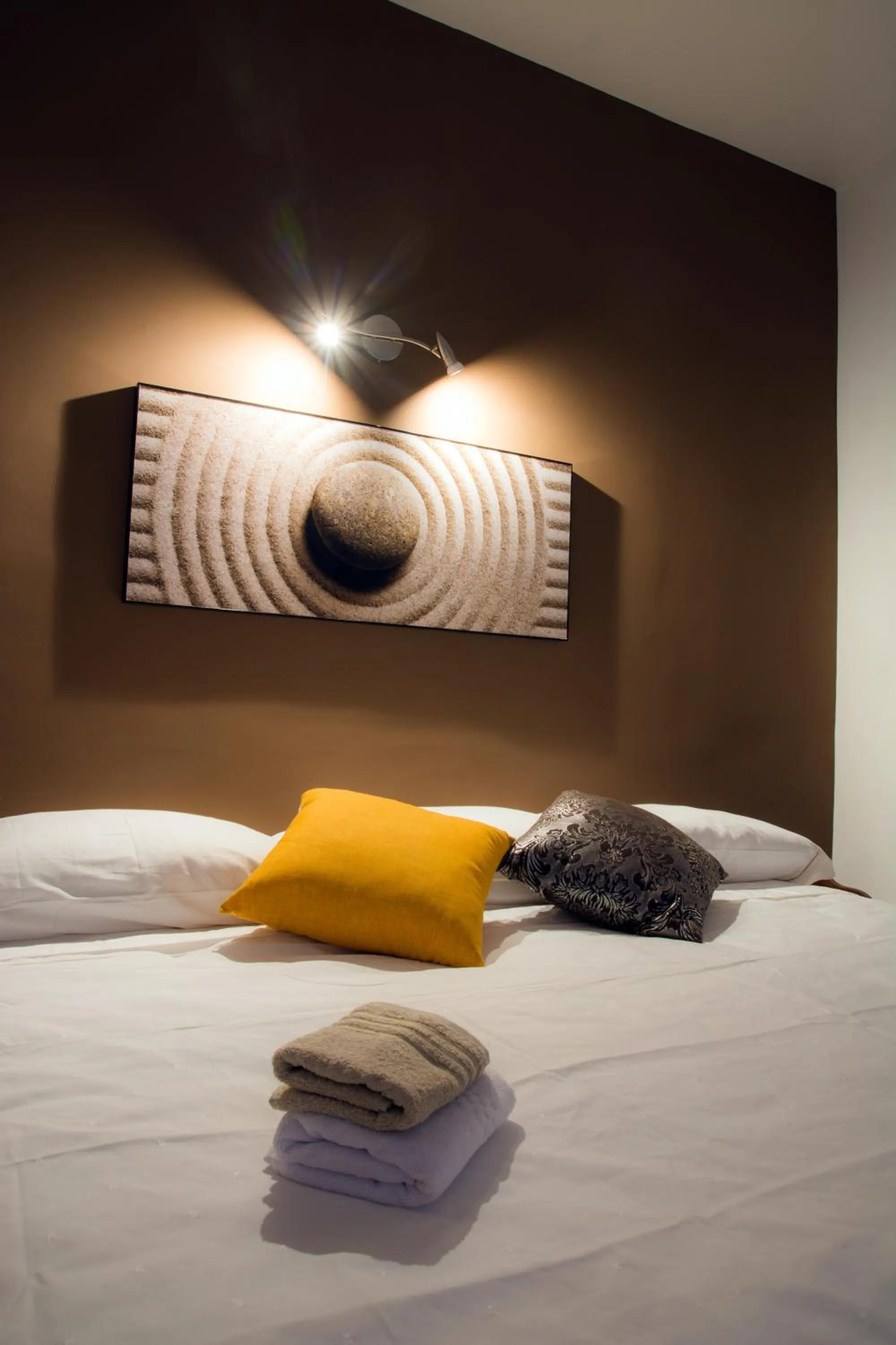 Bed in Hotel Casa Ecuatreasures Centro Historico