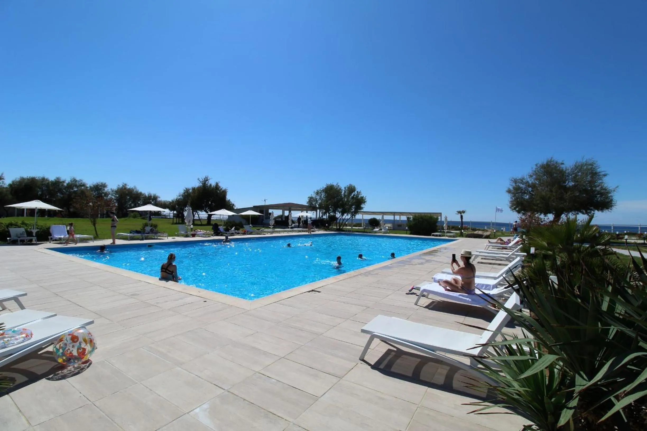 Swimming pool in BV Kalafiorita Resort