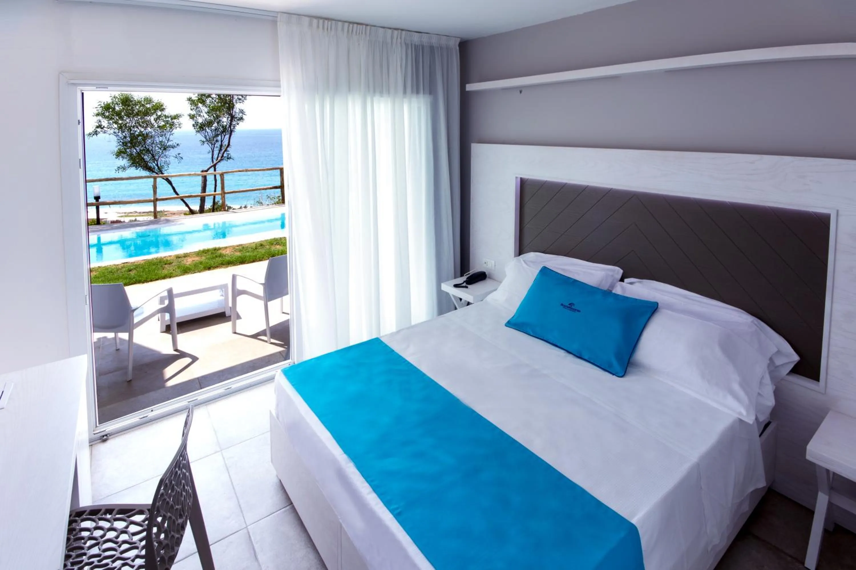 Photo of the whole room, Bed in BV Kalafiorita Resort