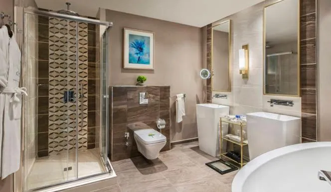 Toilet in Elite World Grand Istanbul Basın Ekspres