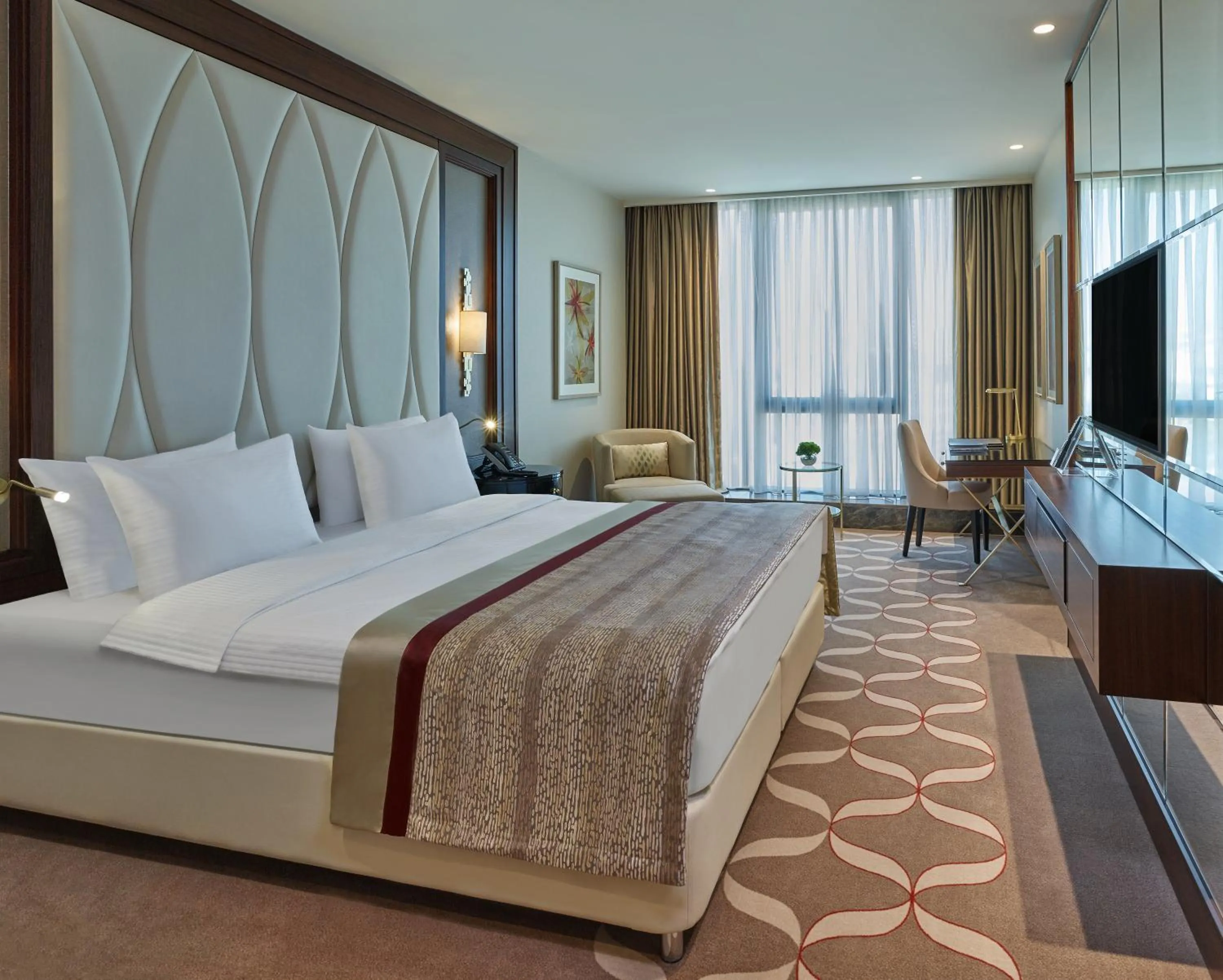 Bed in Elite World Grand Istanbul Basın Ekspres