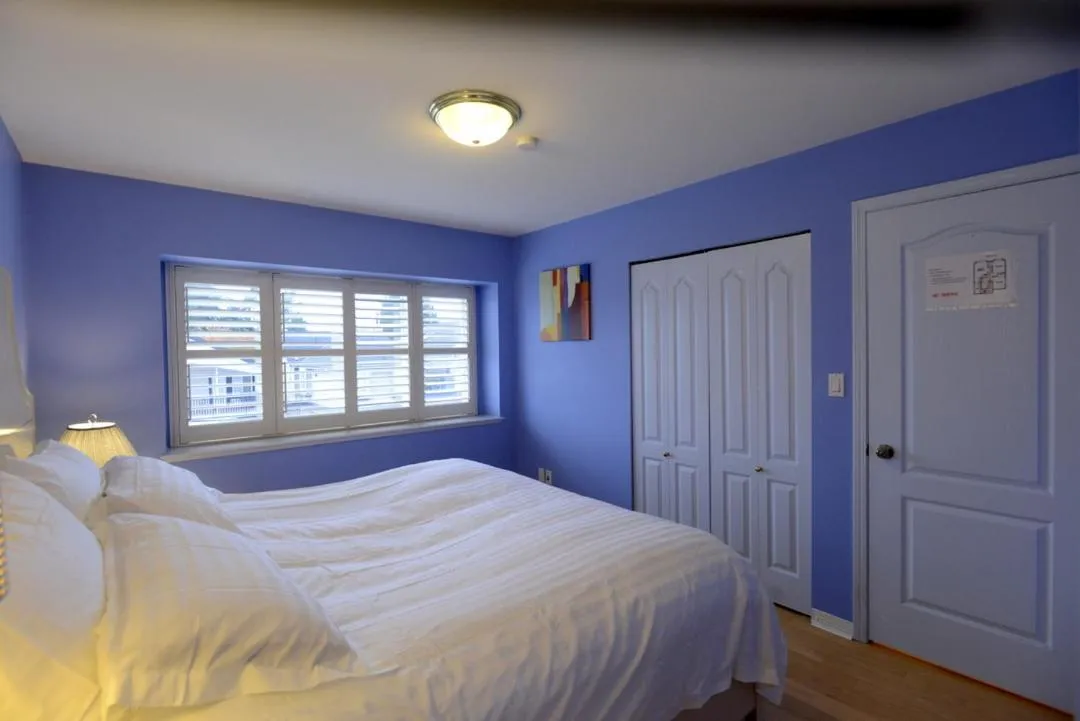 Bed in Marpole Guest House