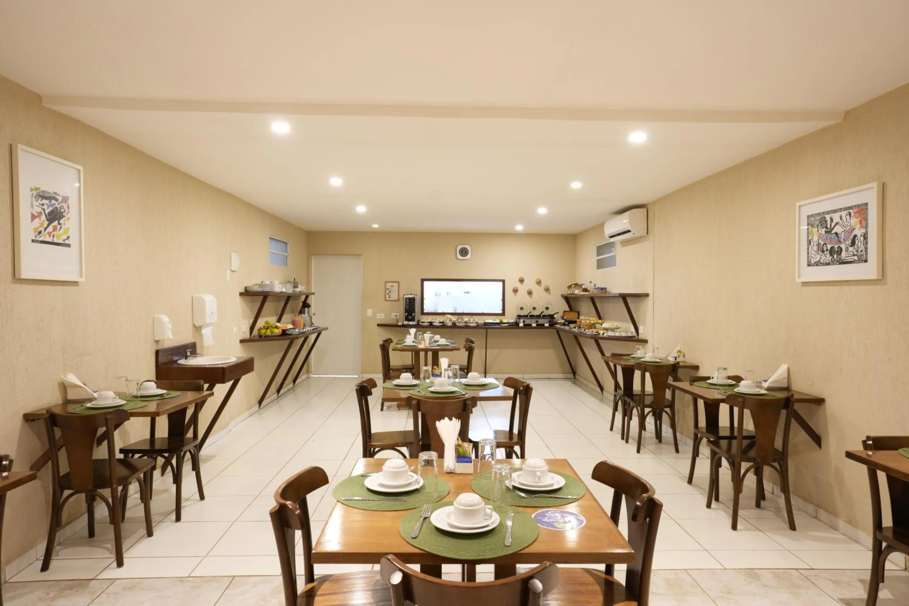 Breakfast in Pousada Tubarão