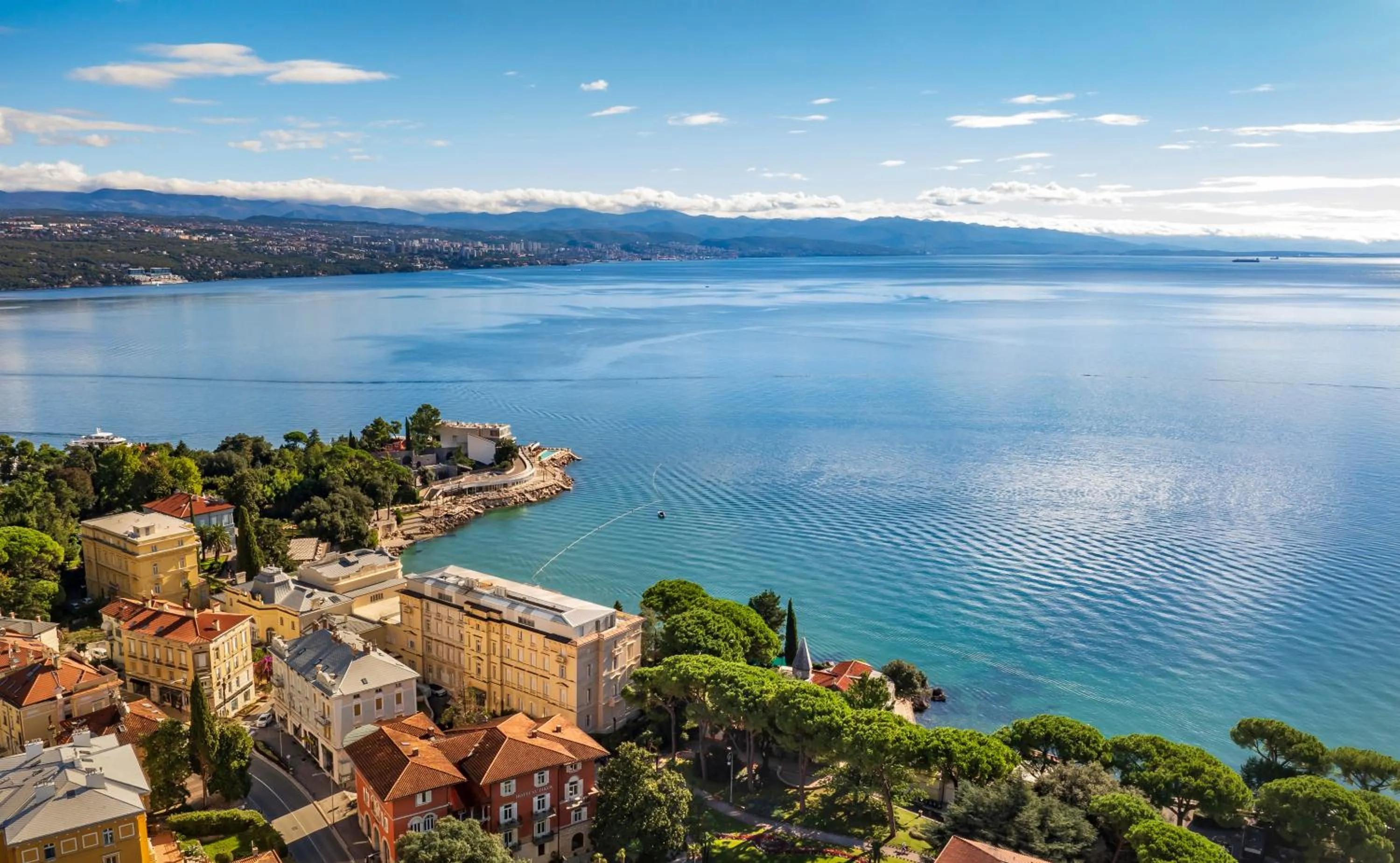 Property building in Hotel Kvarner - Liburnia