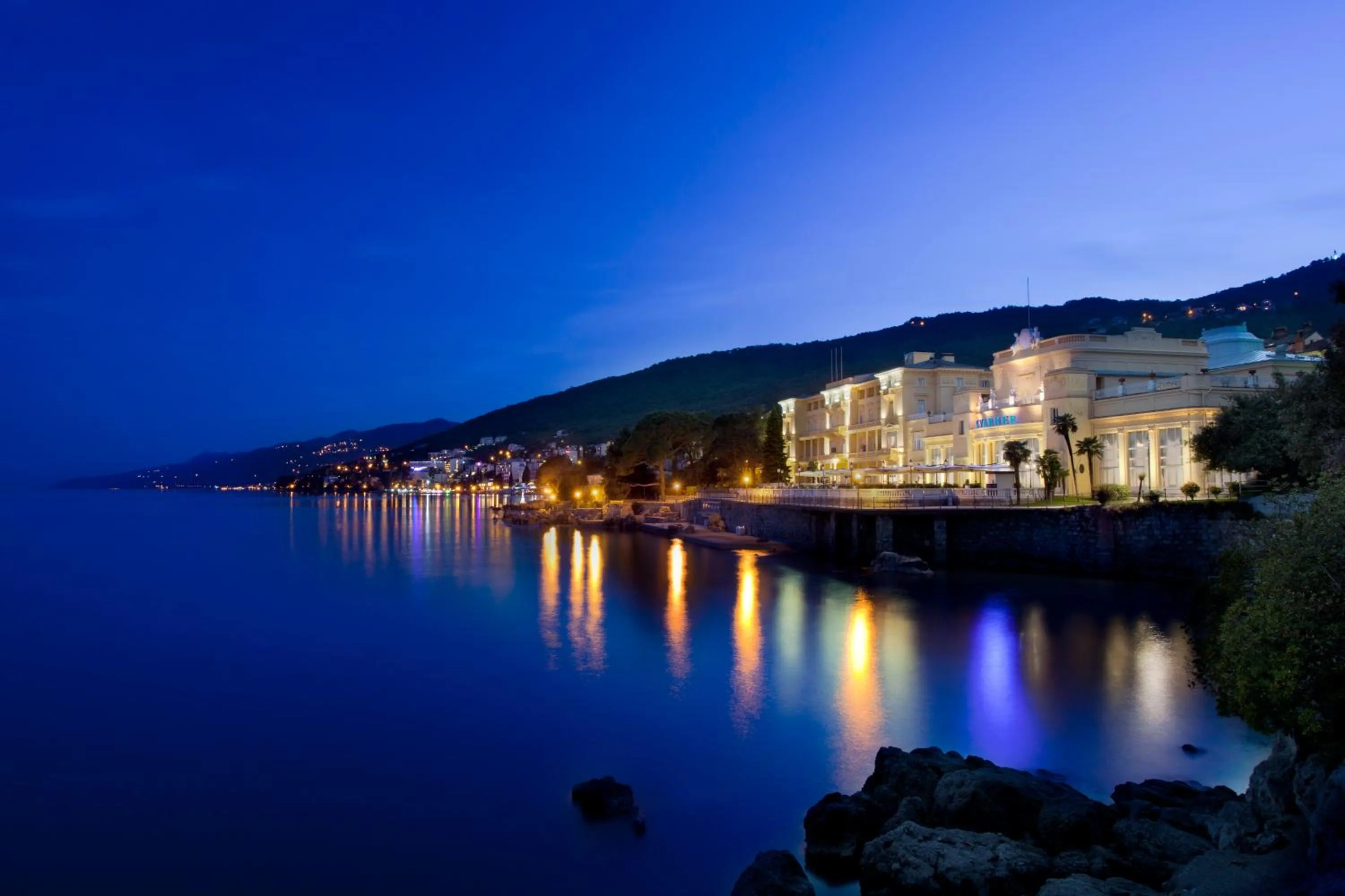 Facade/entrance in Hotel Kvarner - Liburnia