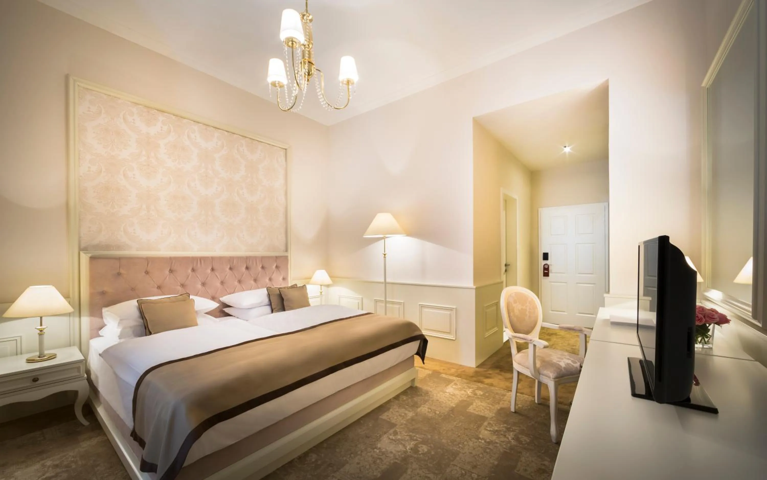 Photo of the whole room, Bed in Hotel Kvarner - Liburnia