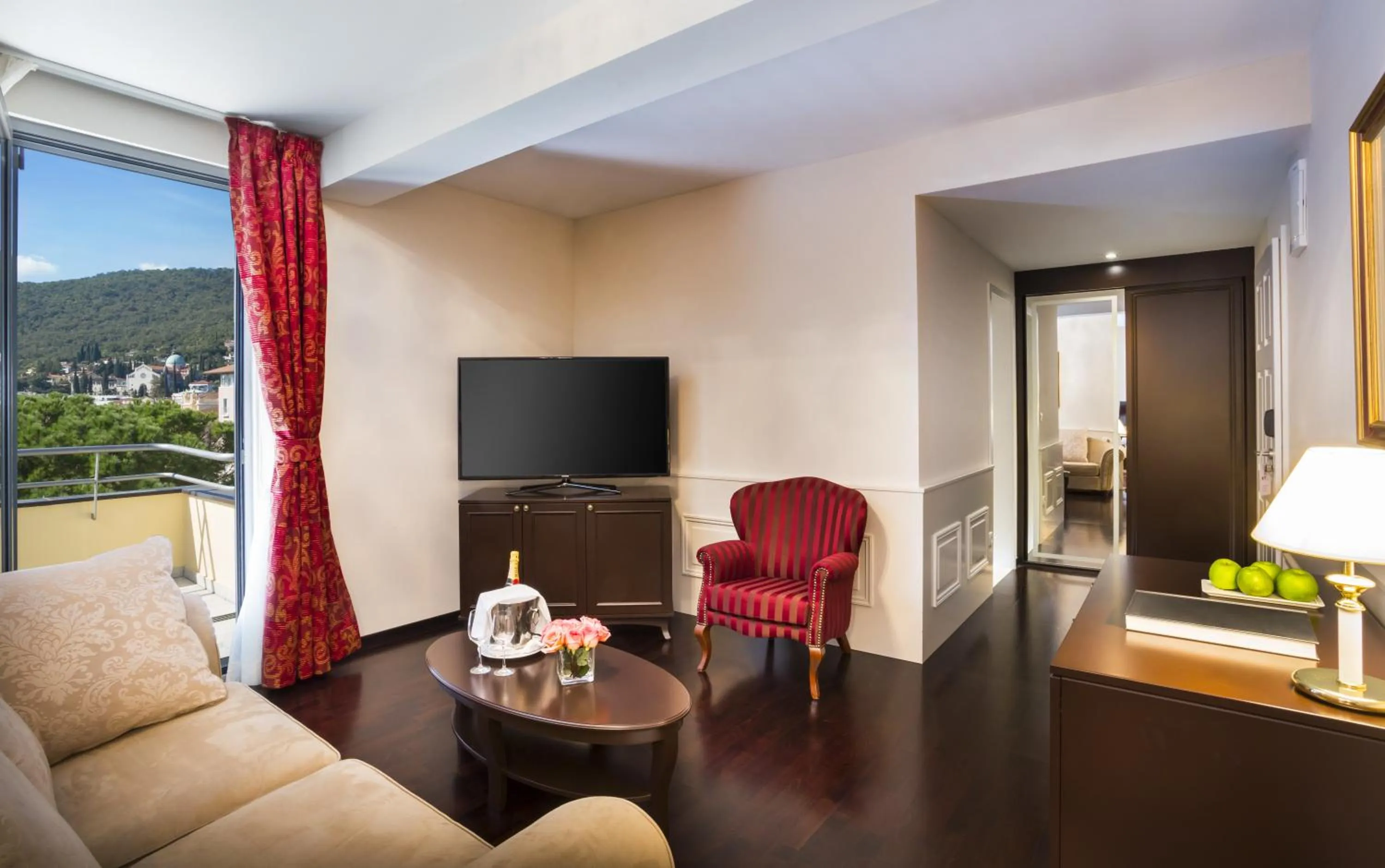 Living room in Hotel Kvarner - Liburnia