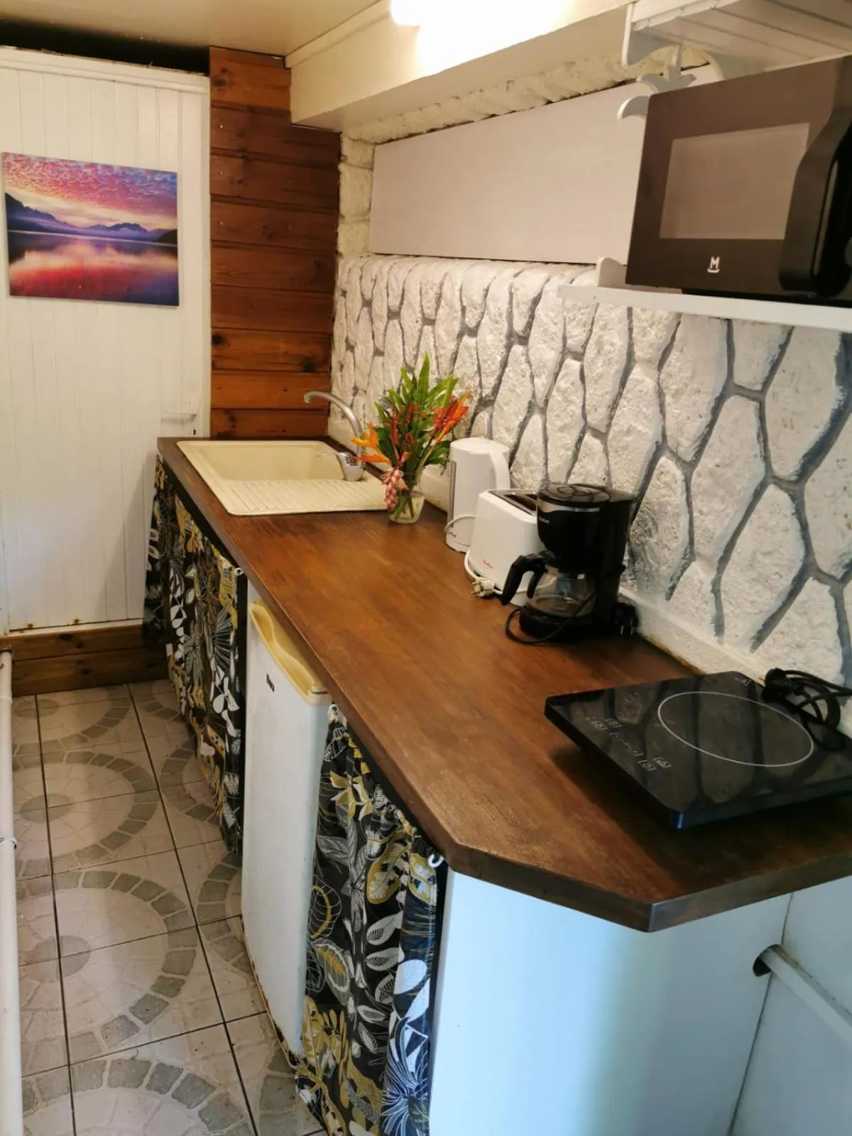 kitchen in Les Gîtes de la Lézarde